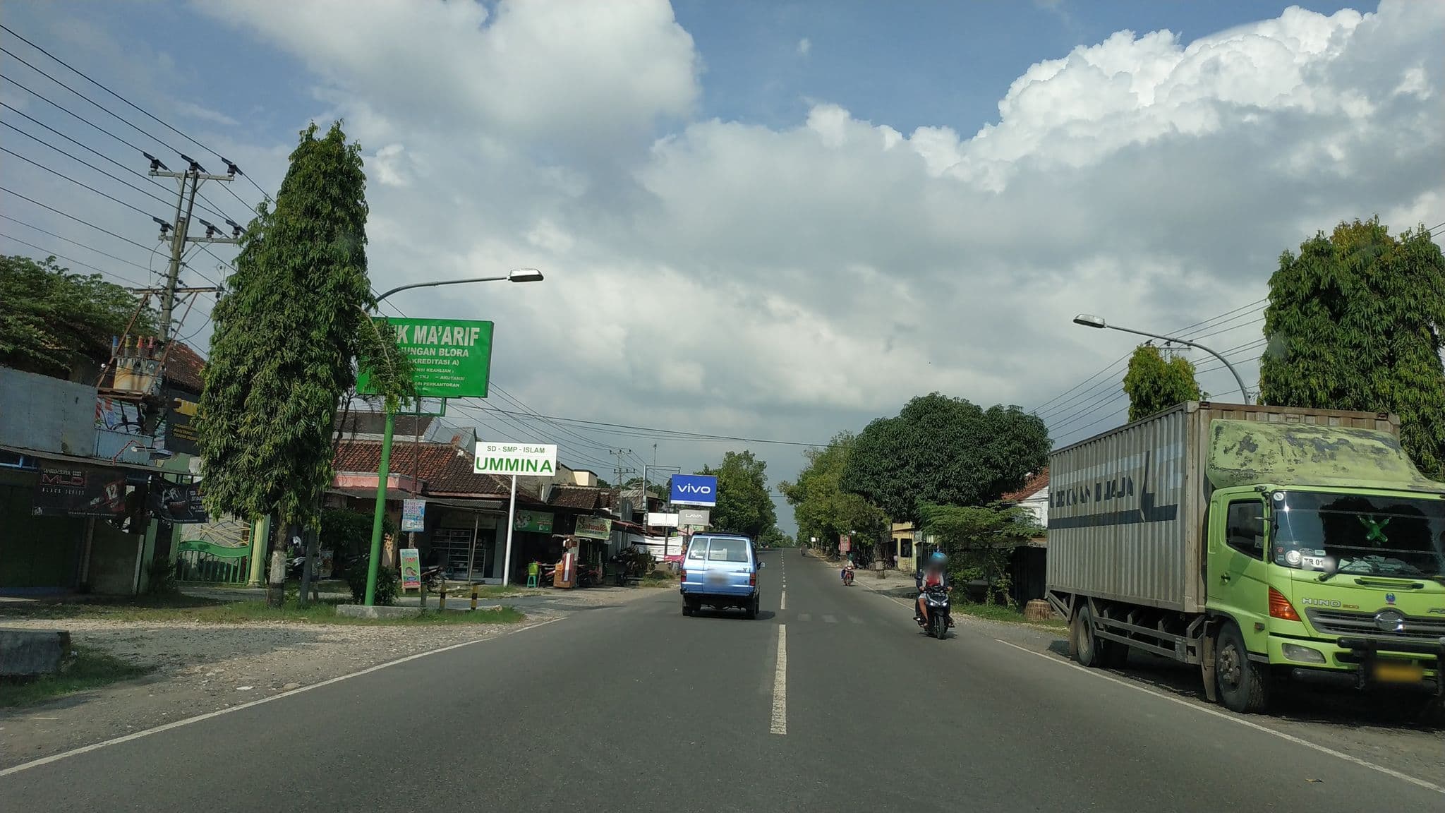 Street view near K Hotel, Blora — © zainabr (CC BY-SA · Mapillary)