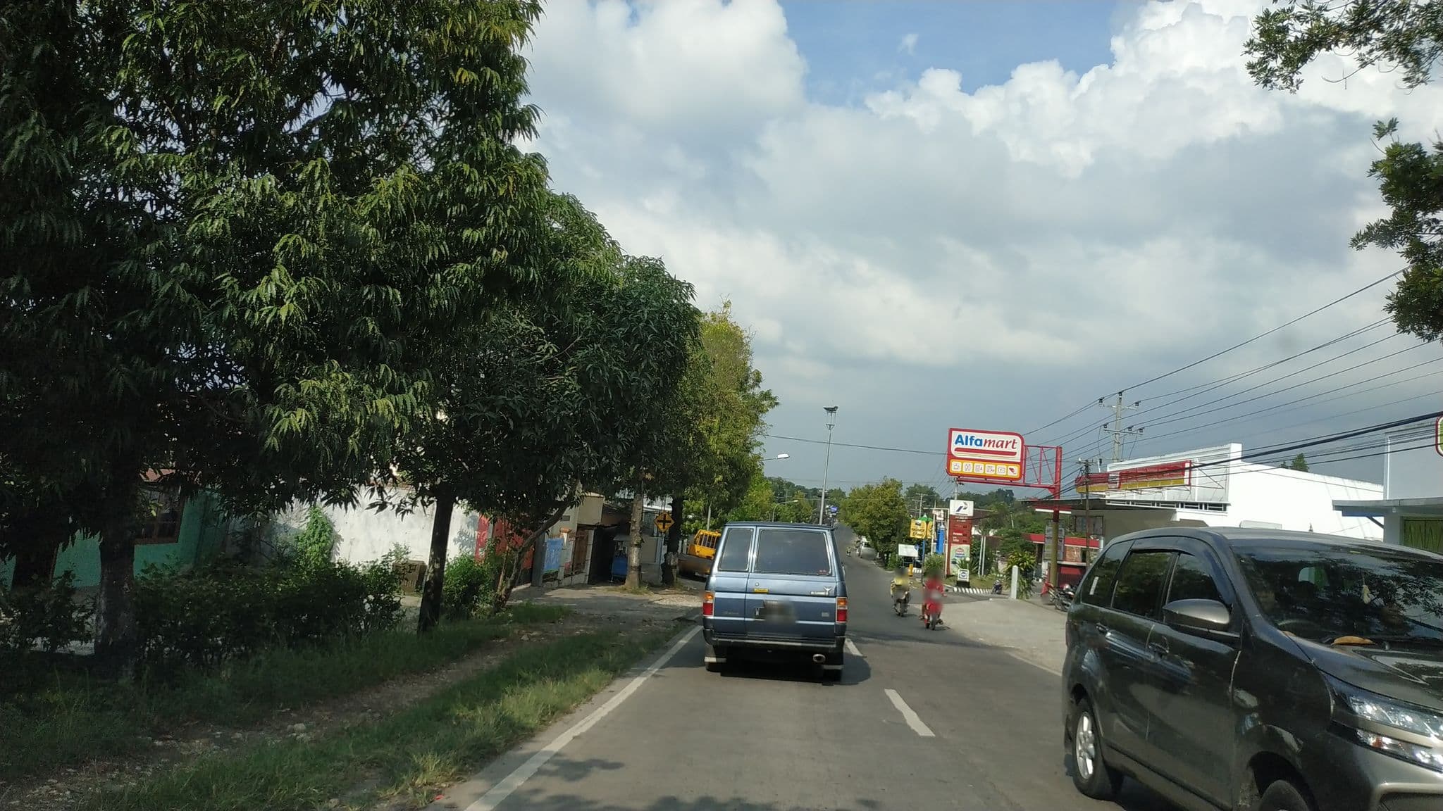 Street view near Hotel papandayan, Blora — © zainabr (CC BY-SA · Mapillary)