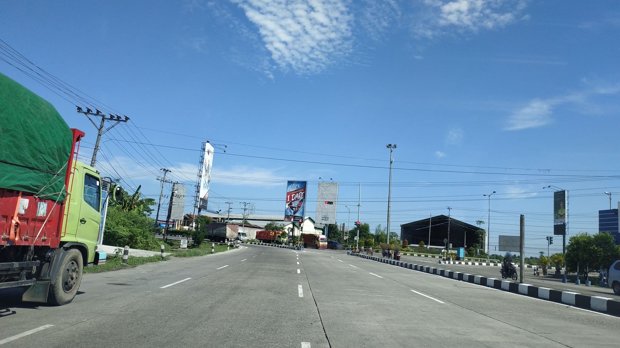 Street view near Hotel Artha, Kudus — © akrimullag (CC BY-SA · Mapillary)