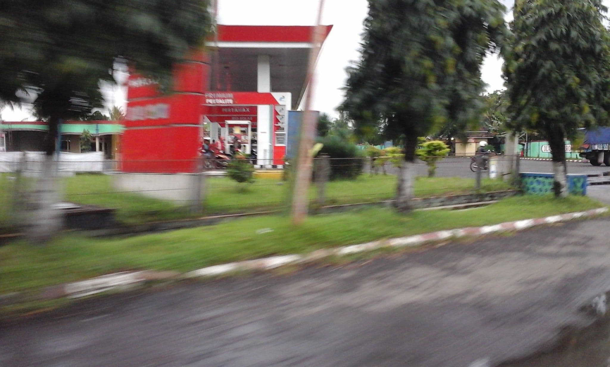 Street view near Hotel Sukapura Permai, Lumajang — © arizalkawamuna (CC BY-SA · Mapillary)