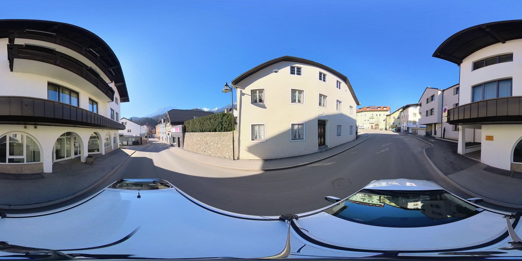 Street view near Pfarrgasse 38, Imst — © osmplus_org (CC BY-SA · Mapillary)