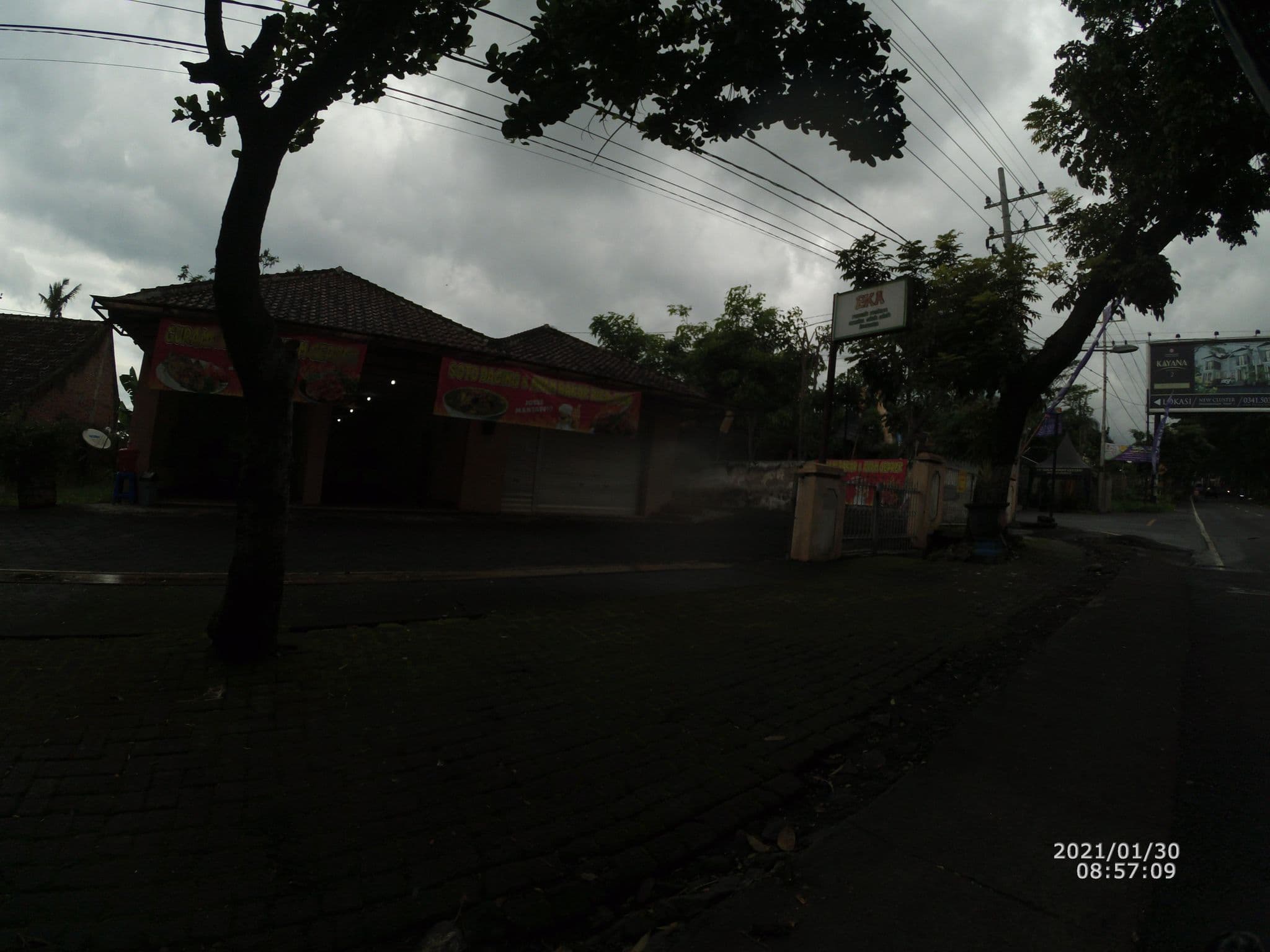 Street view near Hotel Mentari, Batu — © maphunter_id (CC BY-SA · Mapillary)