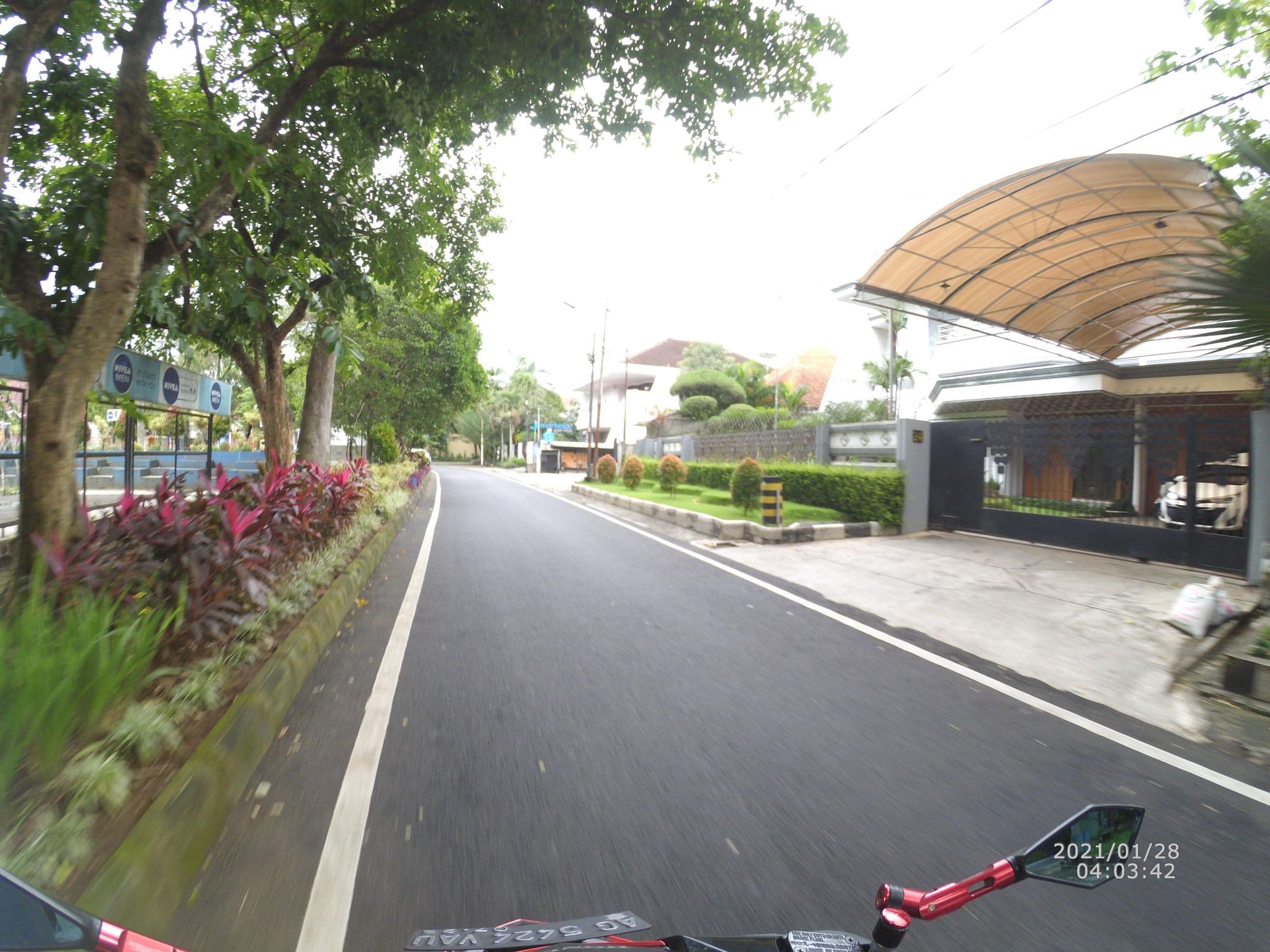 Street view near Merbabu Guest House, Malang — © maphunter_id (CC BY-SA · Mapillary)