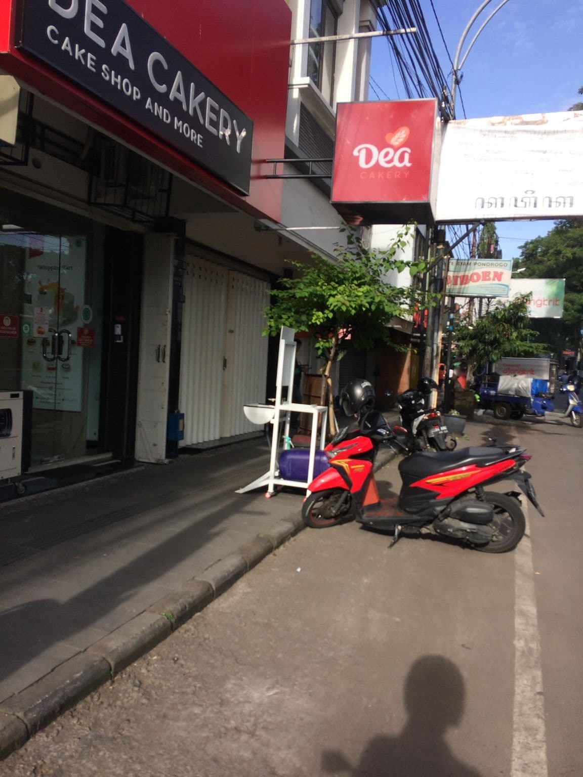 Street view near New Kawi Guest House, Malang — © maphunter_id (CC BY-SA · Mapillary)