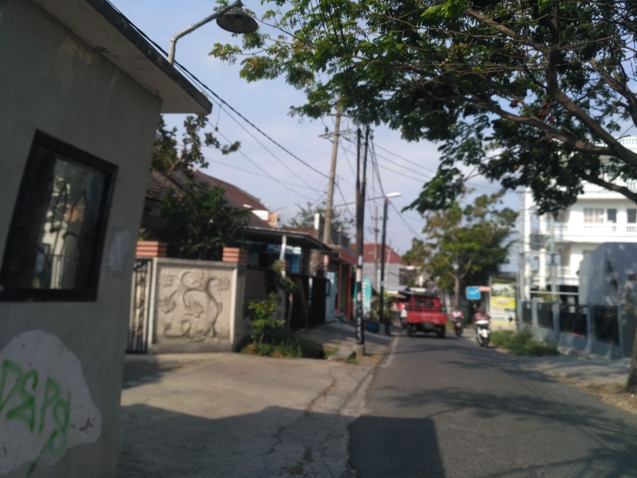 Street view near Airy Eco Syariah Lowokwaru Ikan Gurami Malang, Singosari — © adi_sucipto (CC BY-SA · Mapillary)