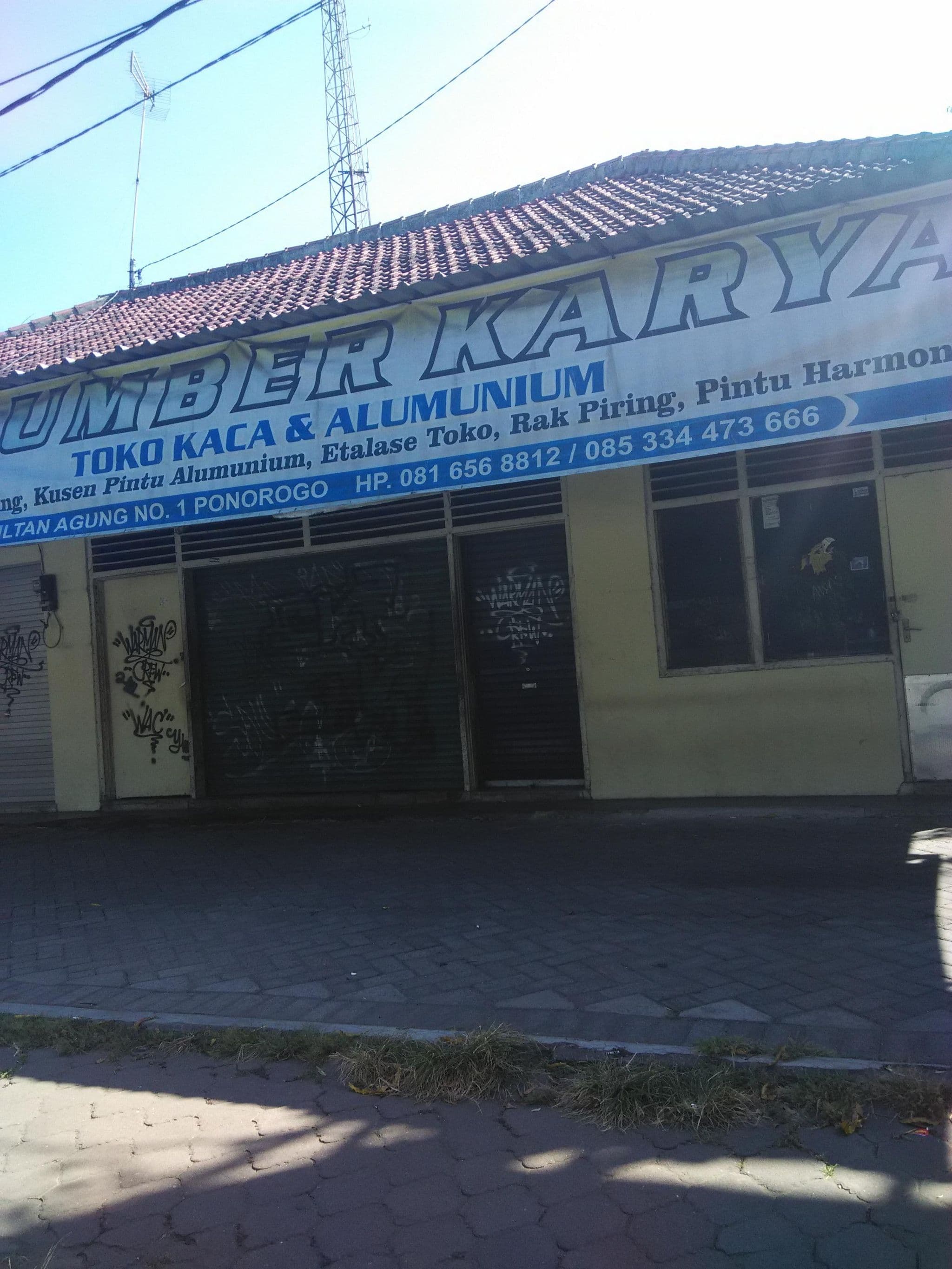 Street view near Hotel Saa Nuansa Graha, Ponorogo — © maphunter_id (CC BY-SA · Mapillary)