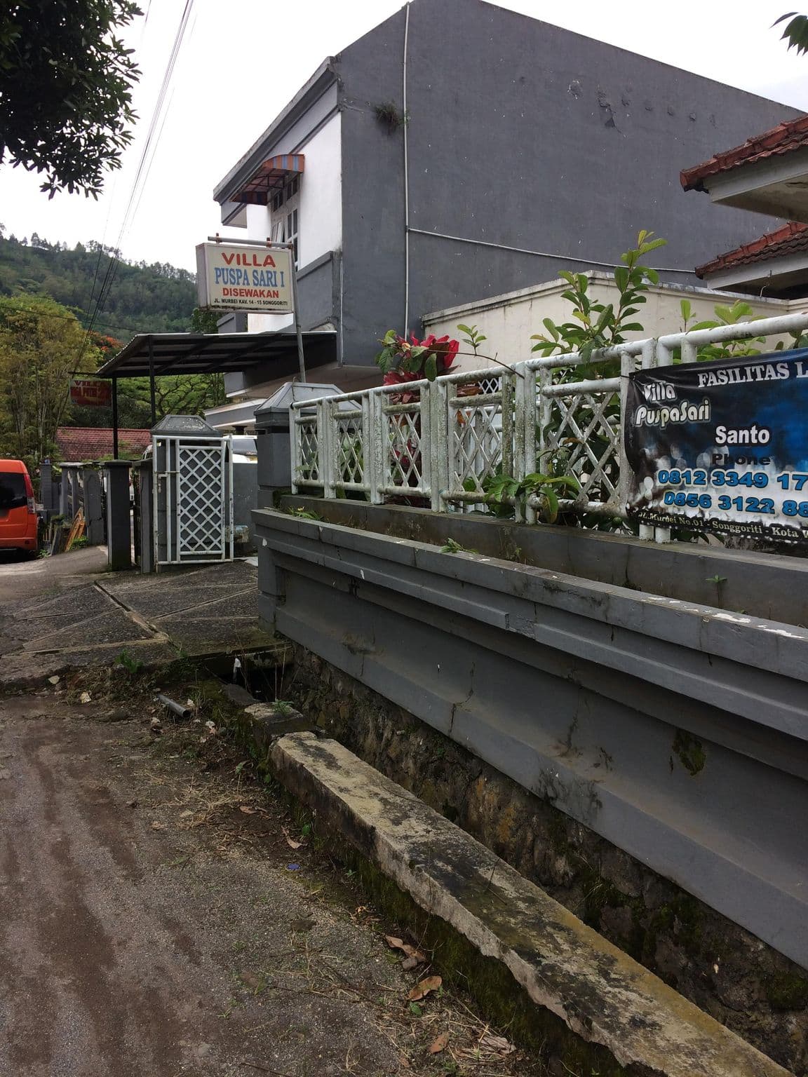 Street view near Villa Puspa Sari I Songgoriti, Batu — © maphunter_id (CC BY-SA · Mapillary)