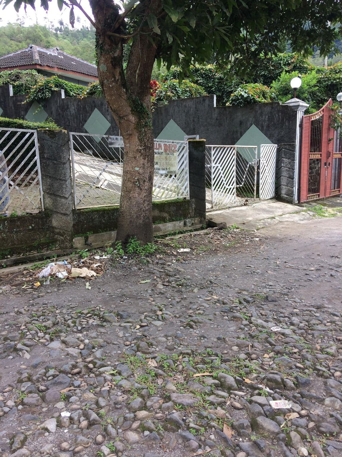 Street view near Villa Enggal Mukti, Batu — © maphunter_id (CC BY-SA · Mapillary)