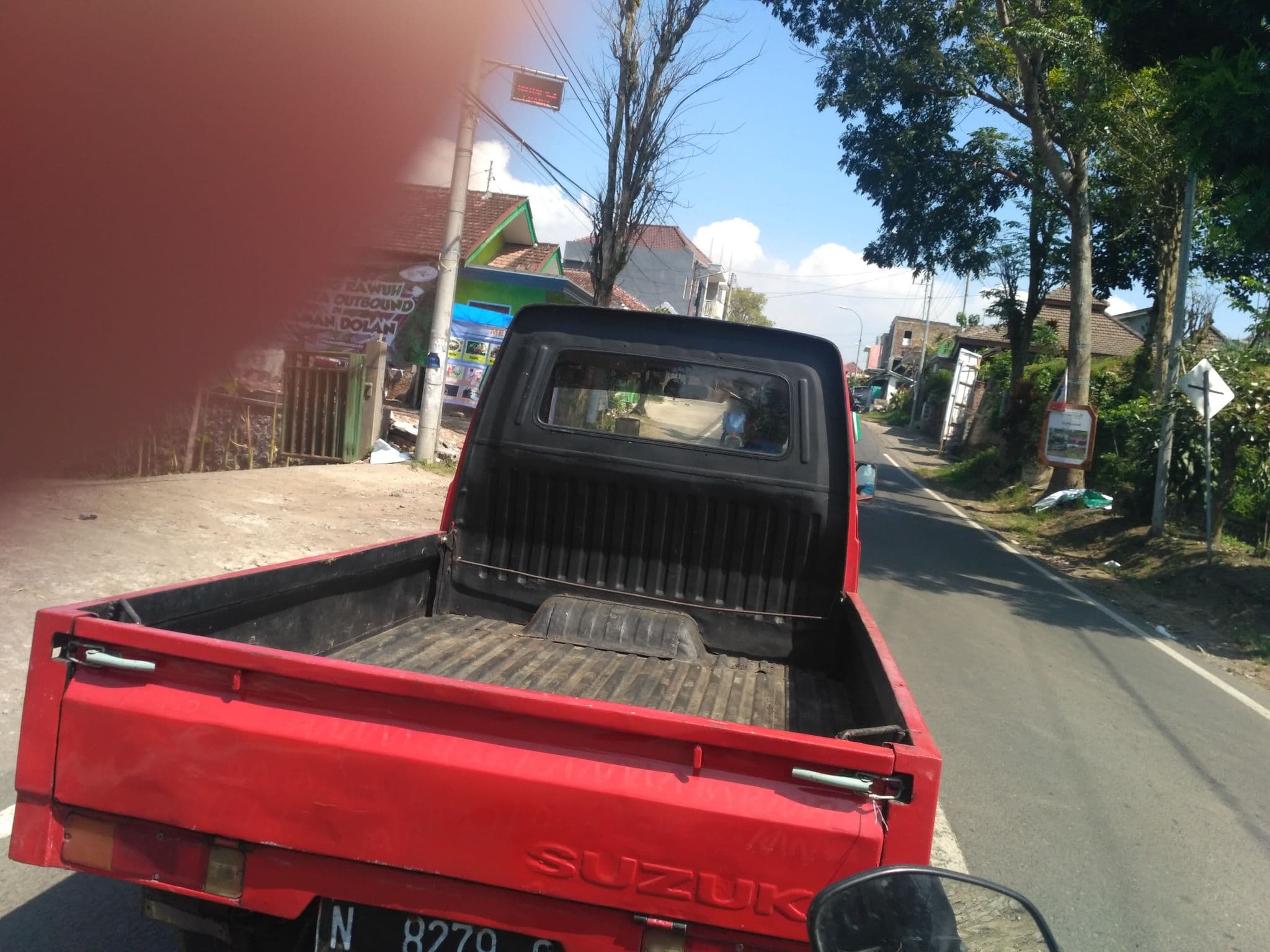 Street view near Taman Dolan, Batu — © adi_sucipto (CC BY-SA · Mapillary)