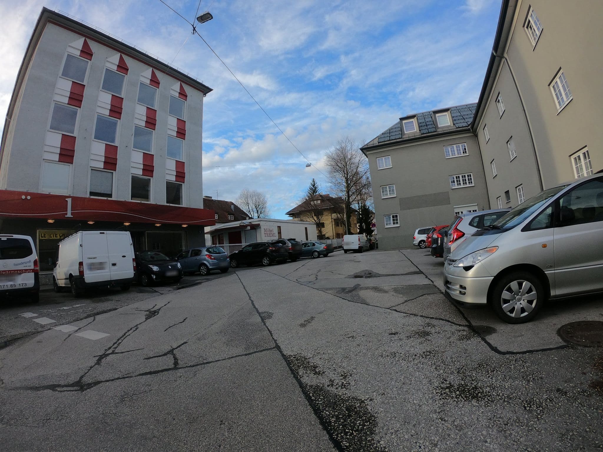 Street view near Mayburg Salzburg, Salzburg — © flansch (CC BY-SA · Mapillary)