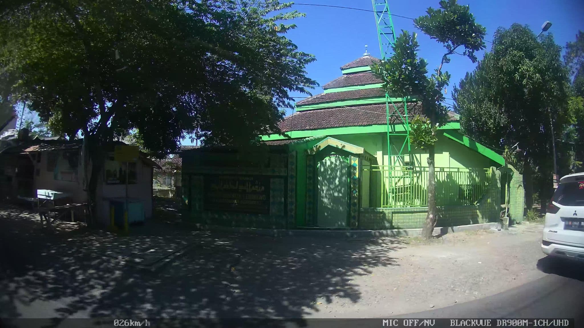 Street view near Hotel Sekar Putih, Mojokerto — © kaart_2 (CC BY-SA · Mapillary)