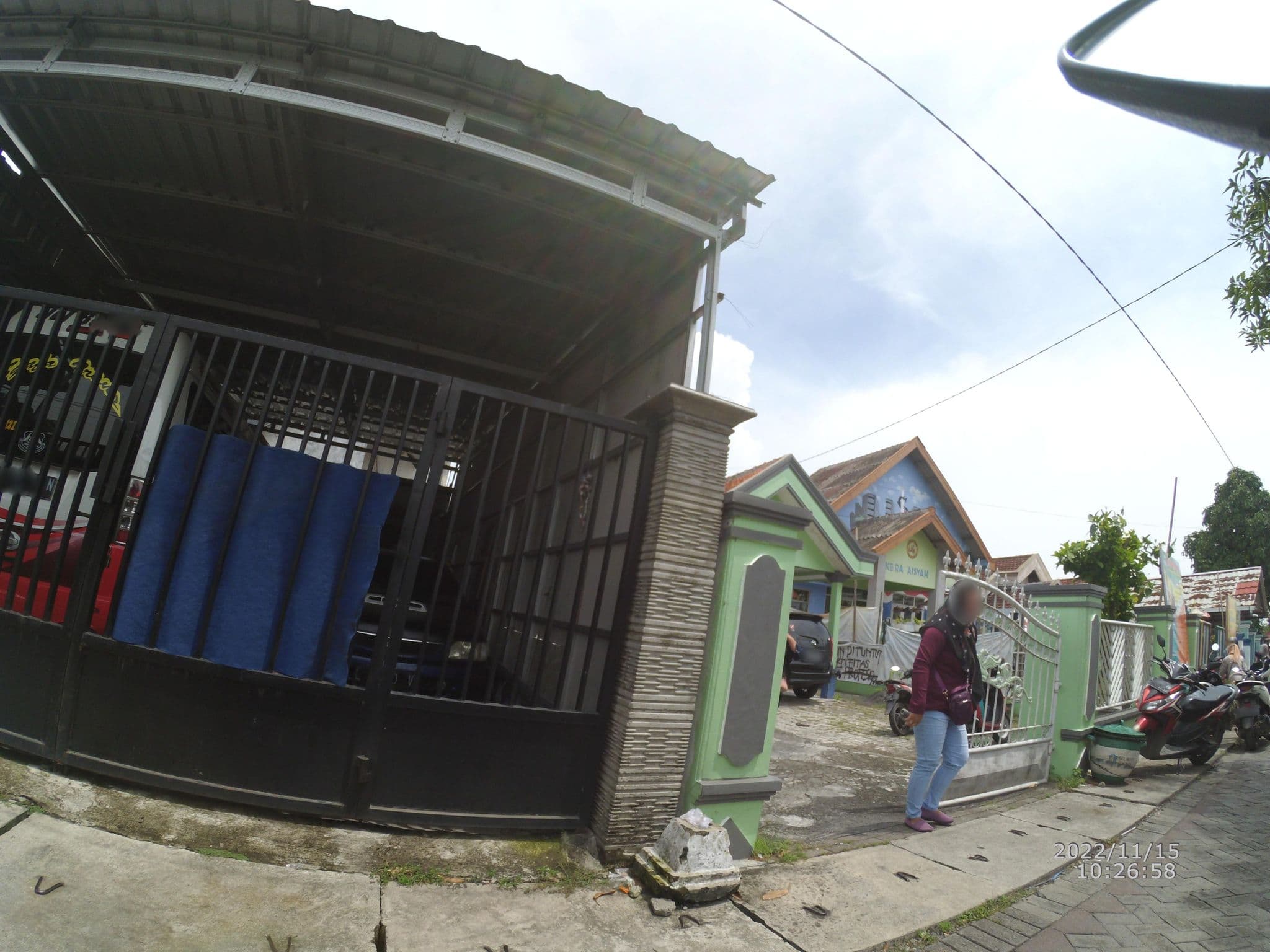 Street view near Ciputra Golf, Club & Hotel, Driyorejo — © maphunter_id (CC BY-SA · Mapillary)