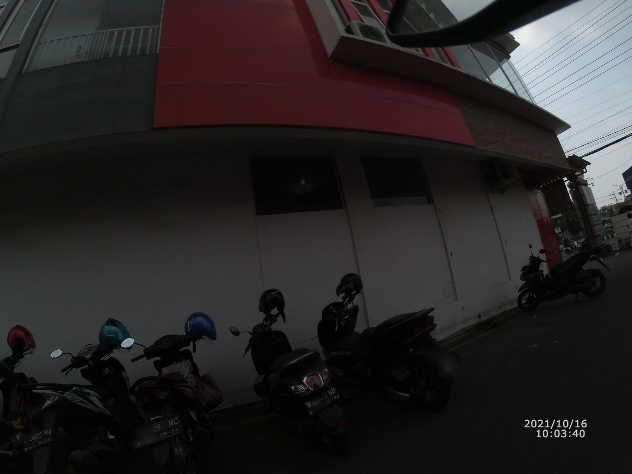 Street view near Grab Hotel Gresik, Kebomas — © maphunter_id (CC BY-SA · Mapillary)