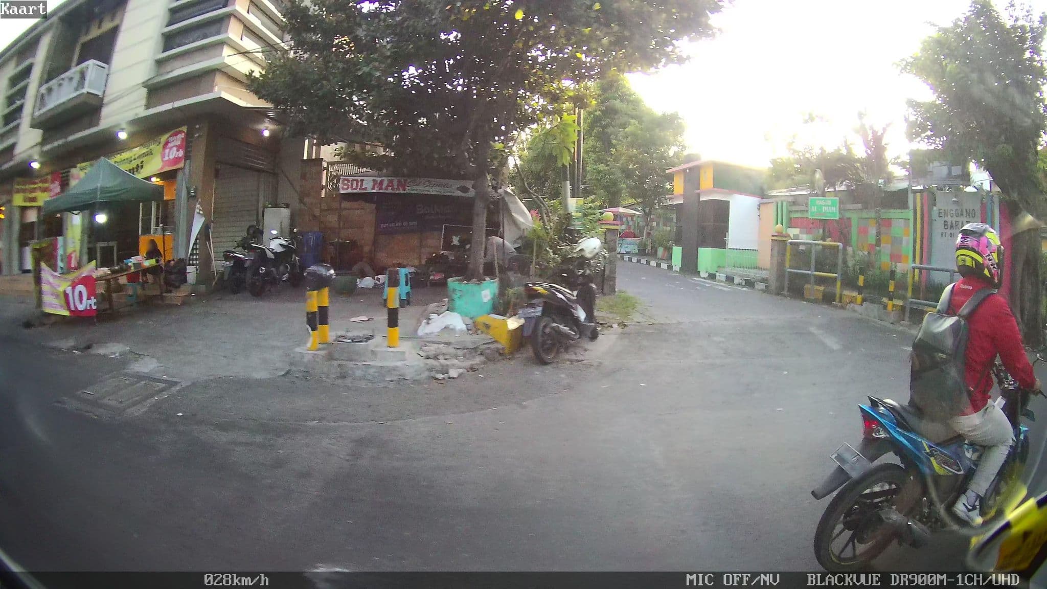Street view near Sheraton Hotel, Kebomas — © kaart_2 (CC BY-SA · Mapillary)