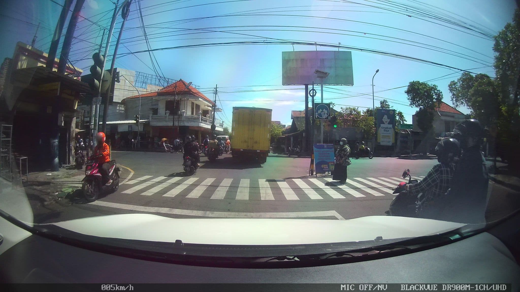 Street view near Hotel D'cokro Jogja, Sidoarjo — © kaart_2 (CC BY-SA · Mapillary)