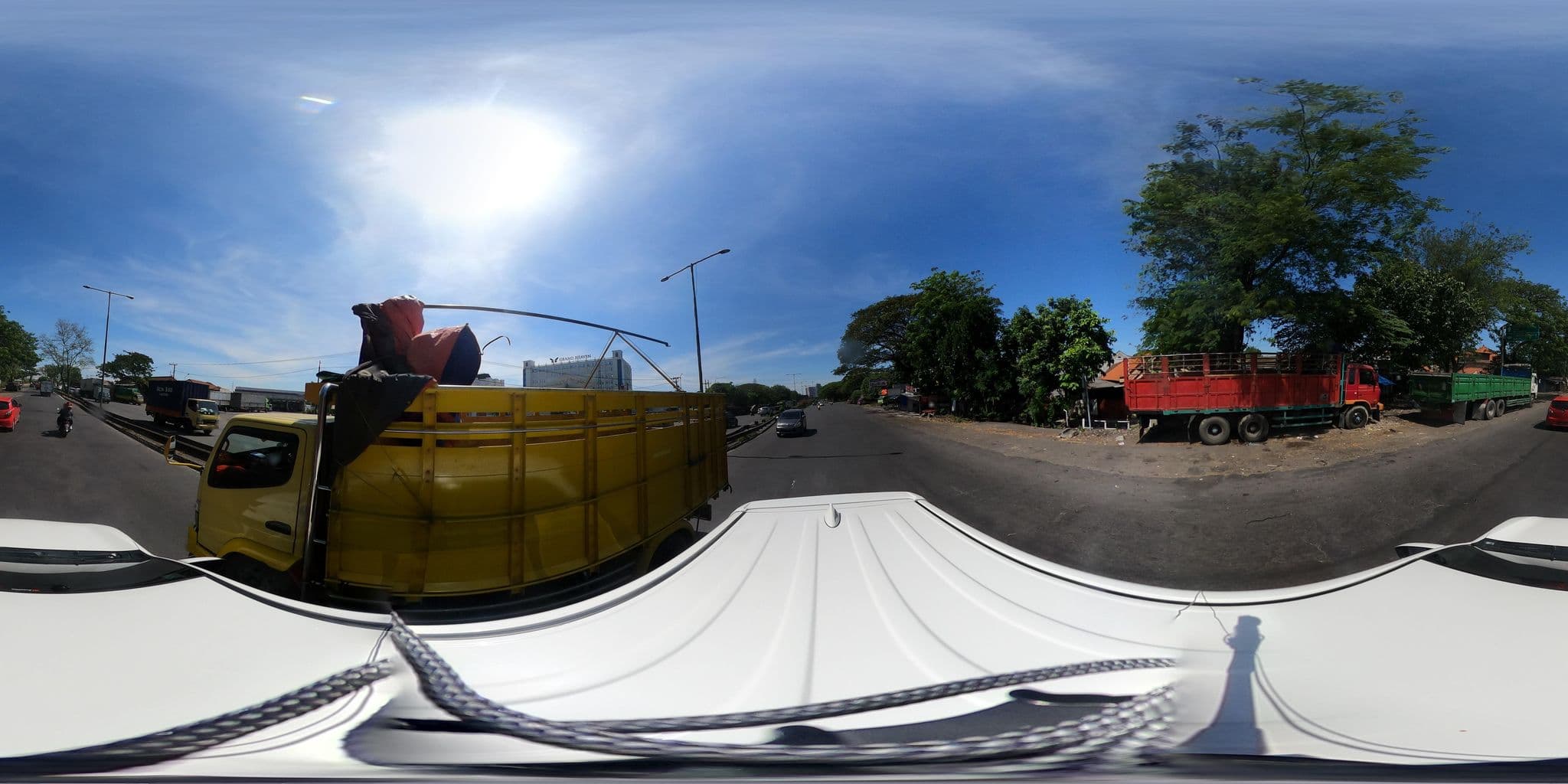 Street view near Asbrim Waru (MarkazZ), Gedangan — © kaart_360 (CC BY-SA · Mapillary)