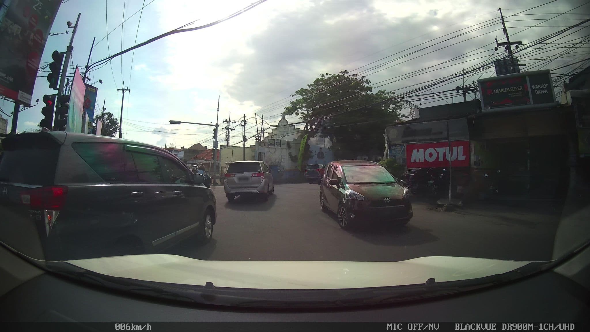 Street view near Dana's shelter, Driyorejo — © kaart_2 (CC BY-SA · Mapillary)