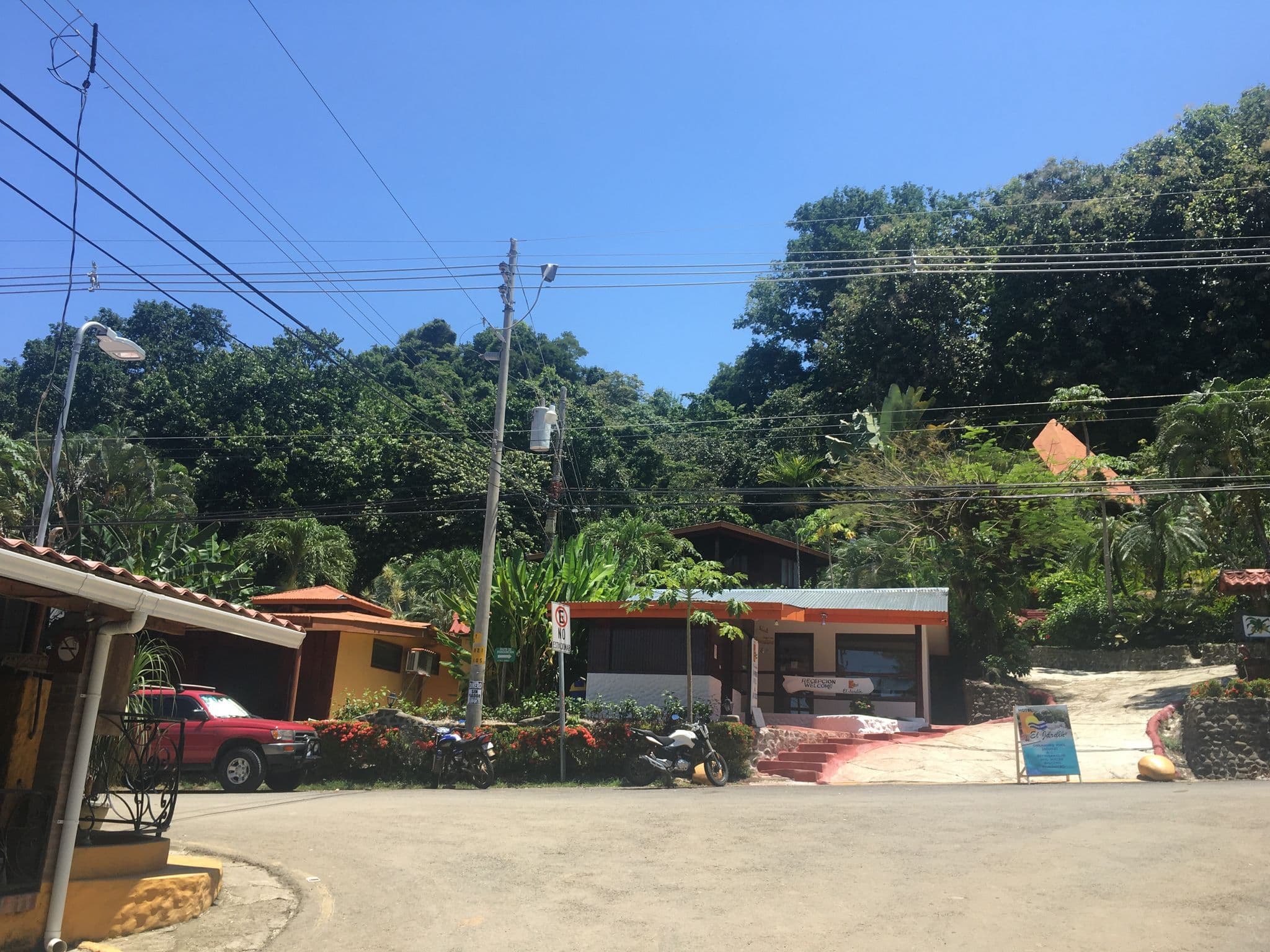 Street view near Aurora, Paquera
