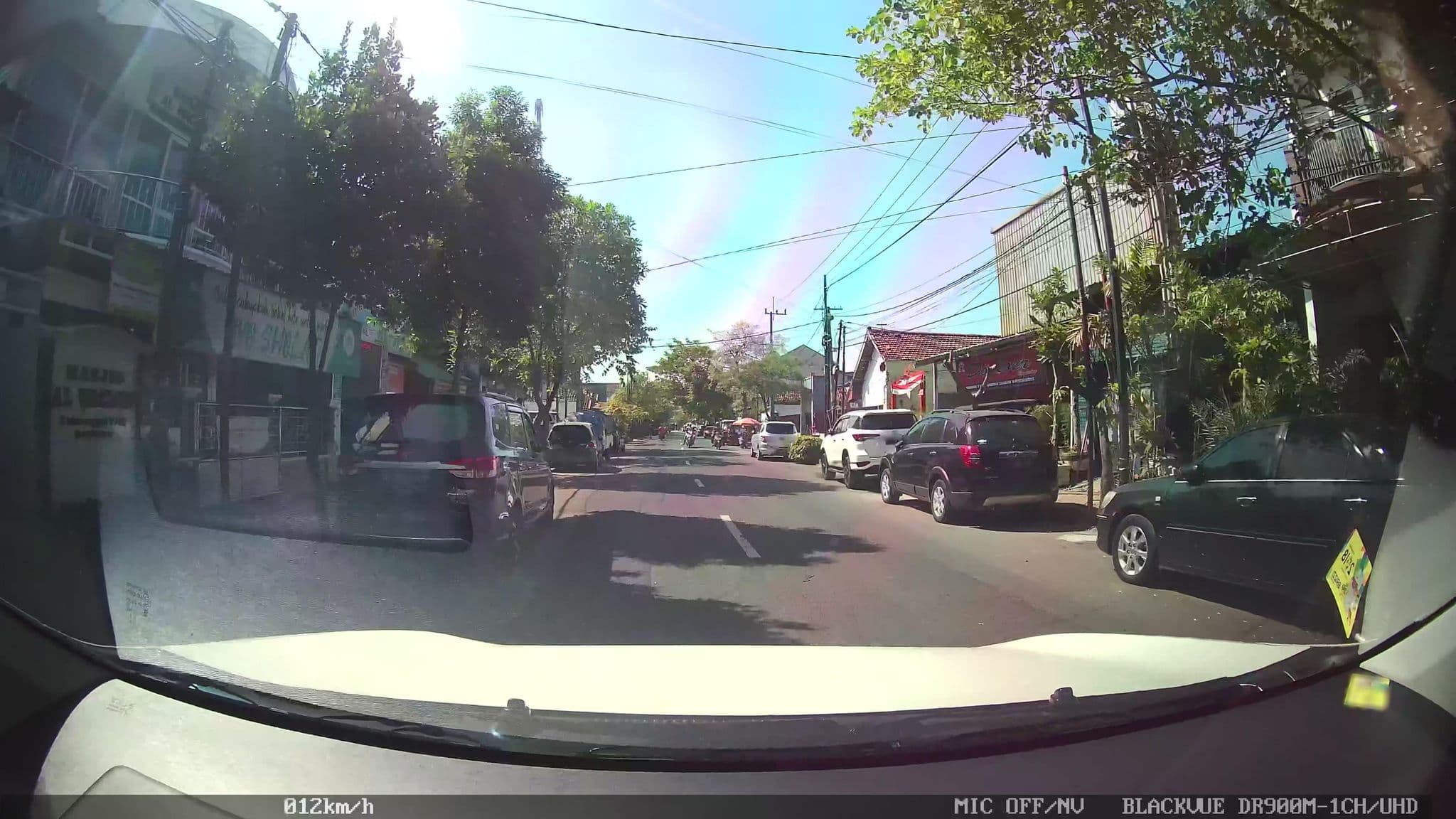 Street view near Umada Beds & Lounge, Gedangan — © kaart_2 (CC BY-SA · Mapillary)
