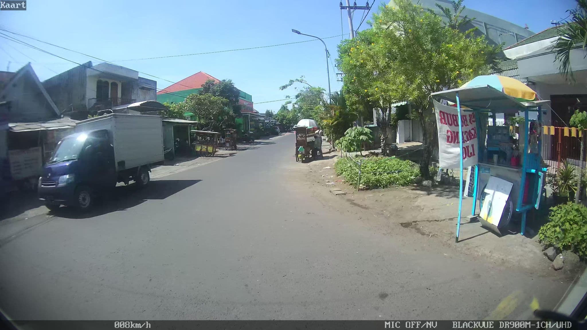 Street view near Hotel Royal Tretes View, Surabaya — © kaart_2 (CC BY-SA · Mapillary)
