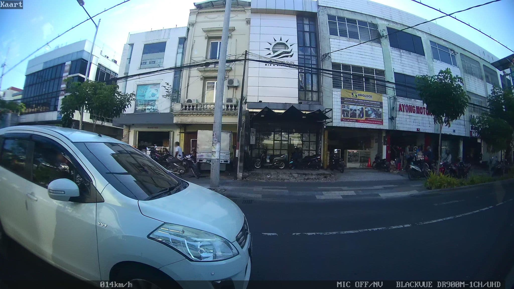 Street view near Morning Sun, Surabaya — © kaart_2 (CC BY-SA · Mapillary)
