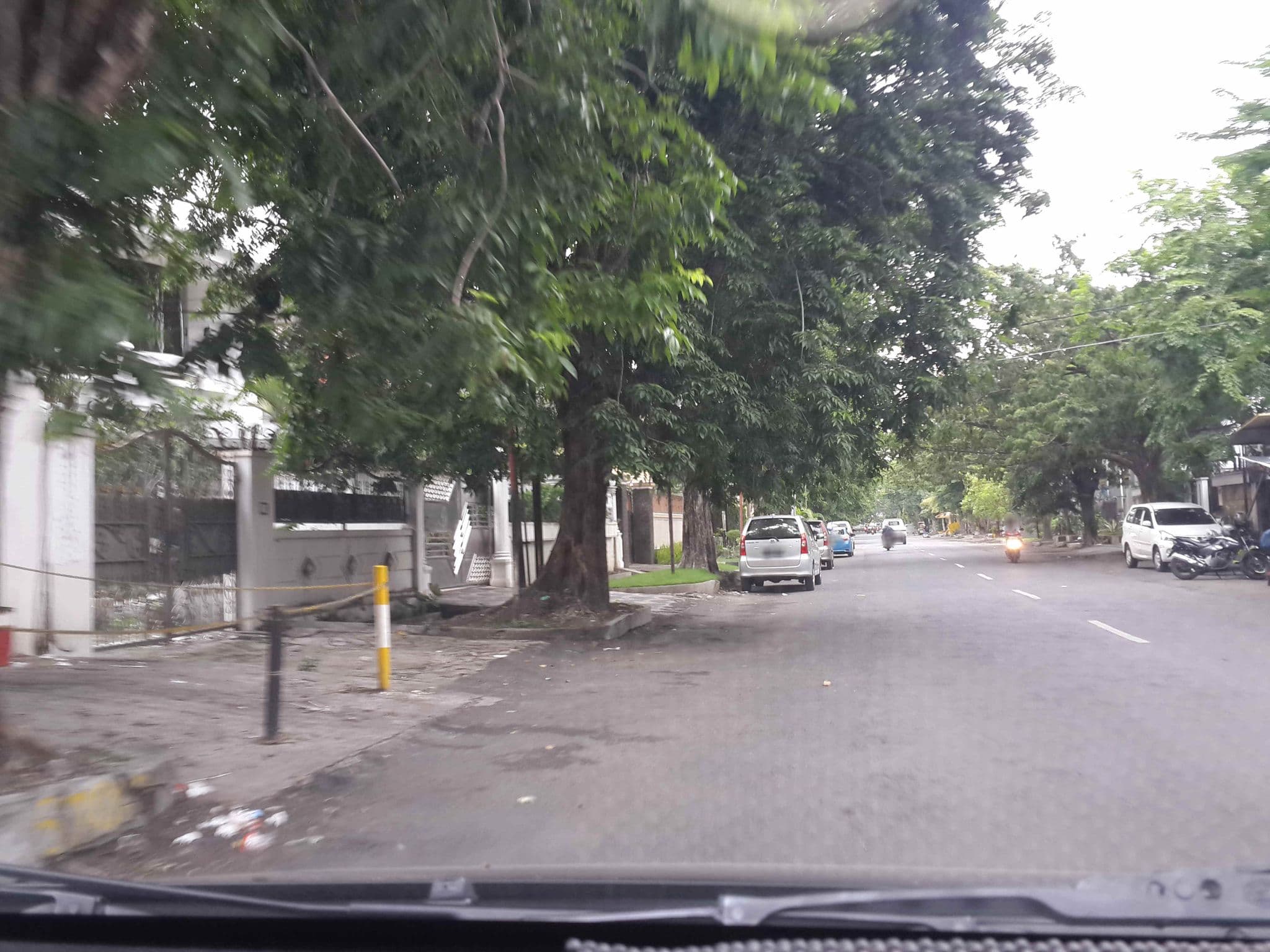 Street view near Permata Guest House - Semarang, Surabaya — © iamrioo (CC BY-SA · Mapillary)