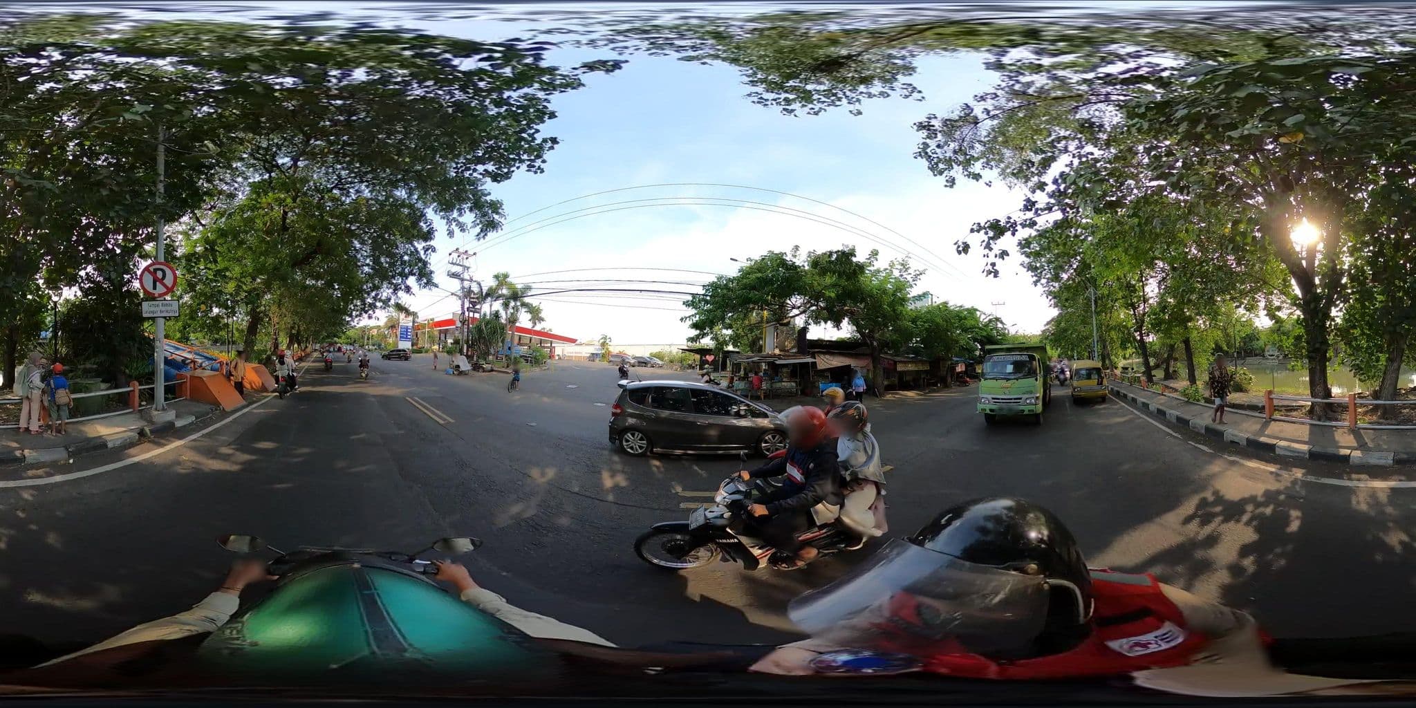 Street view near Novotel Hotel surabaya, Surabaya — © danbjoseph (CC BY-SA · Mapillary)