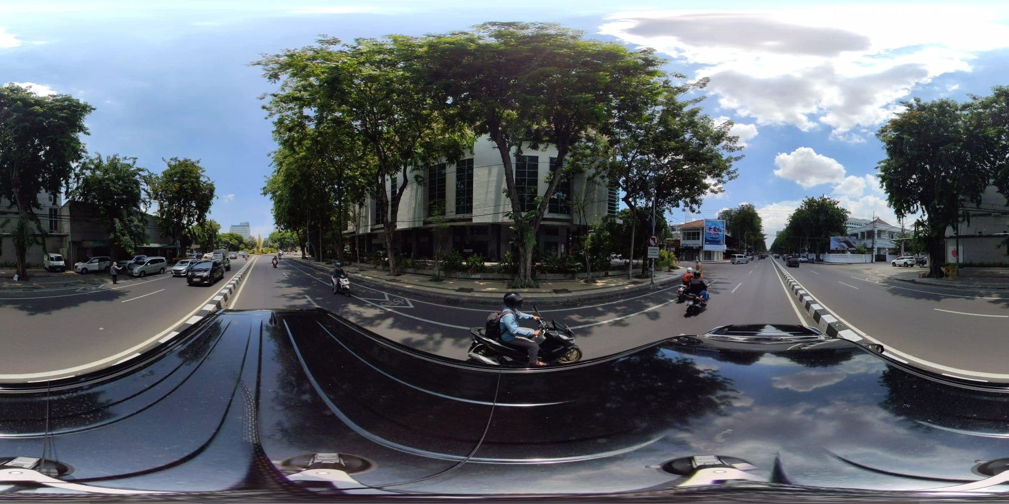 Street view near hotel 'Tanjung Indah', Surabaya — © danbjoseph (CC BY-SA · Mapillary)