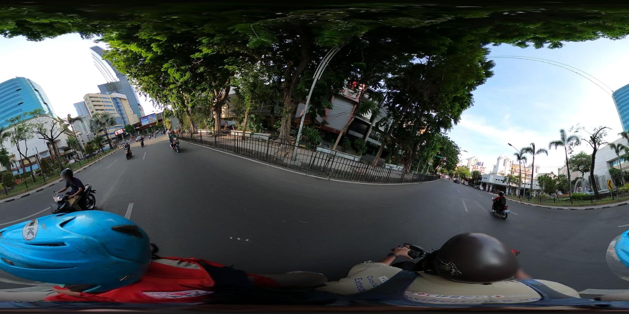 Street view near Grand CitiHub Hotel @TUNJUNGAN, Surabaya — © danbjoseph (CC BY-SA · Mapillary)