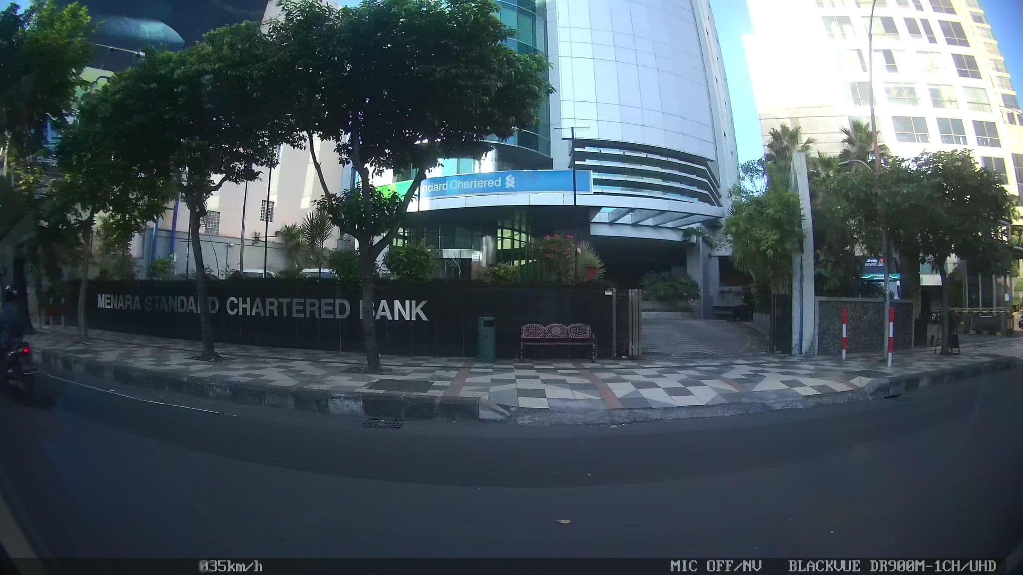 Street view near Hotel Bumi Surabaya, Surabaya — © kaart_2 (CC BY-SA · Mapillary)