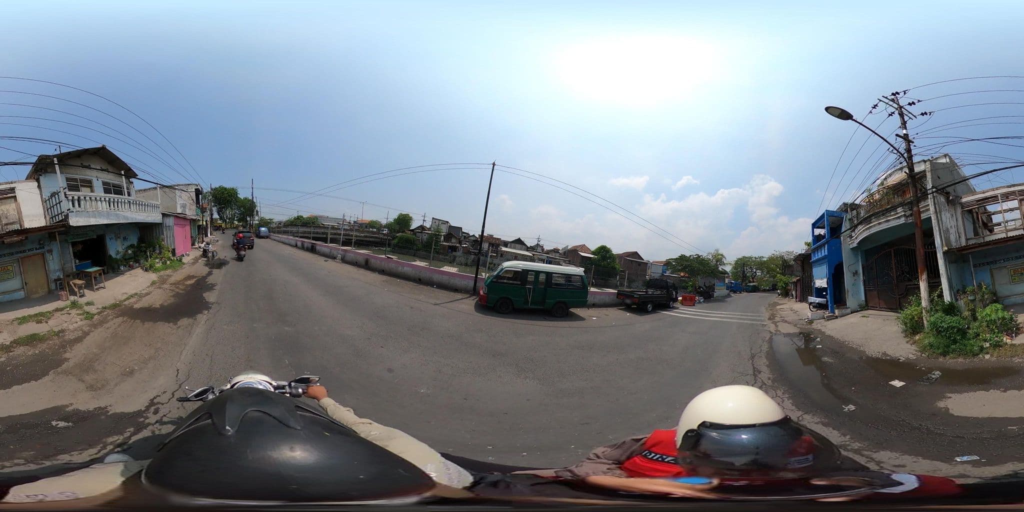 Street view near penginapan srikandi, Surabaya — © danbjoseph (CC BY-SA · Mapillary)
