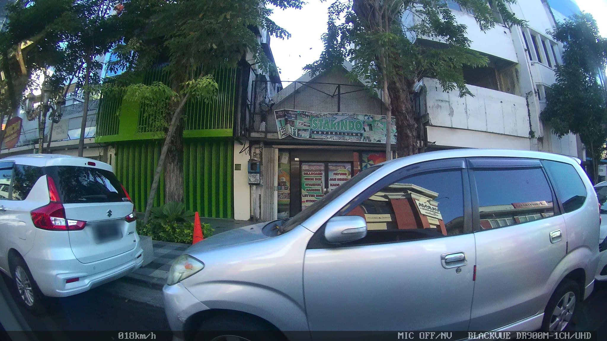 Street view near R. Tulip, Hotel Tunjungan Surabaya, Surabaya — © kaart_2 (CC BY-SA · Mapillary)