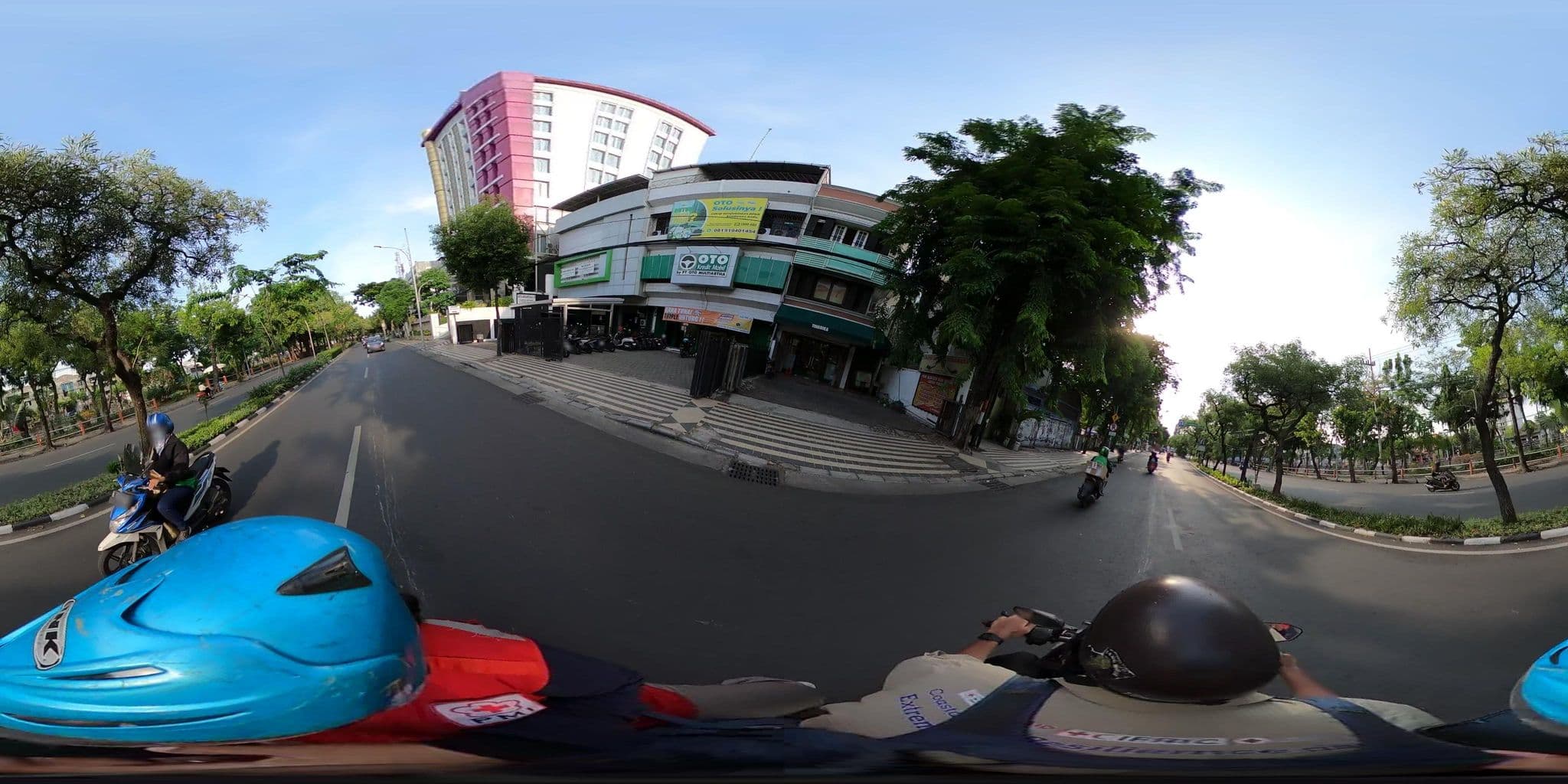 Street view near Surabaya River View Hotel, Surabaya — © danbjoseph (CC BY-SA · Mapillary)