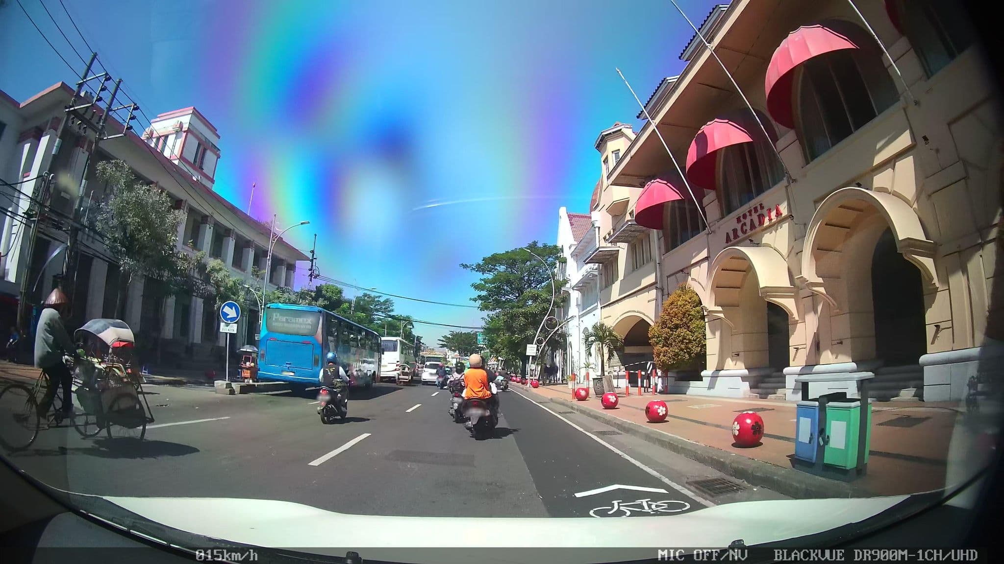 Street view near Hotel Ibis Surabaya Rajawali, Surabaya — © kaart_2 (CC BY-SA · Mapillary)