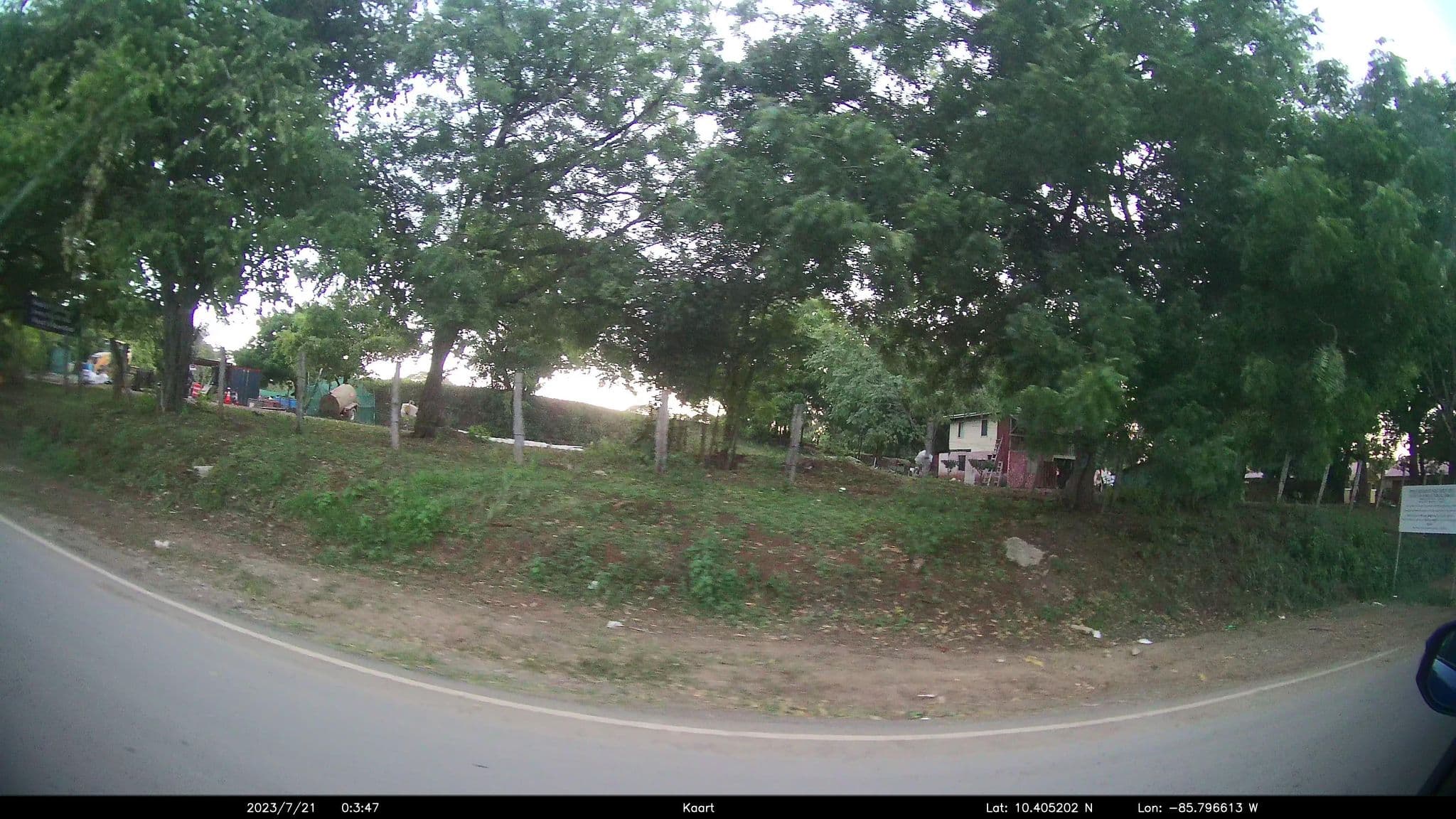 Street view near Cabinas La Gloria, Tamarindo
