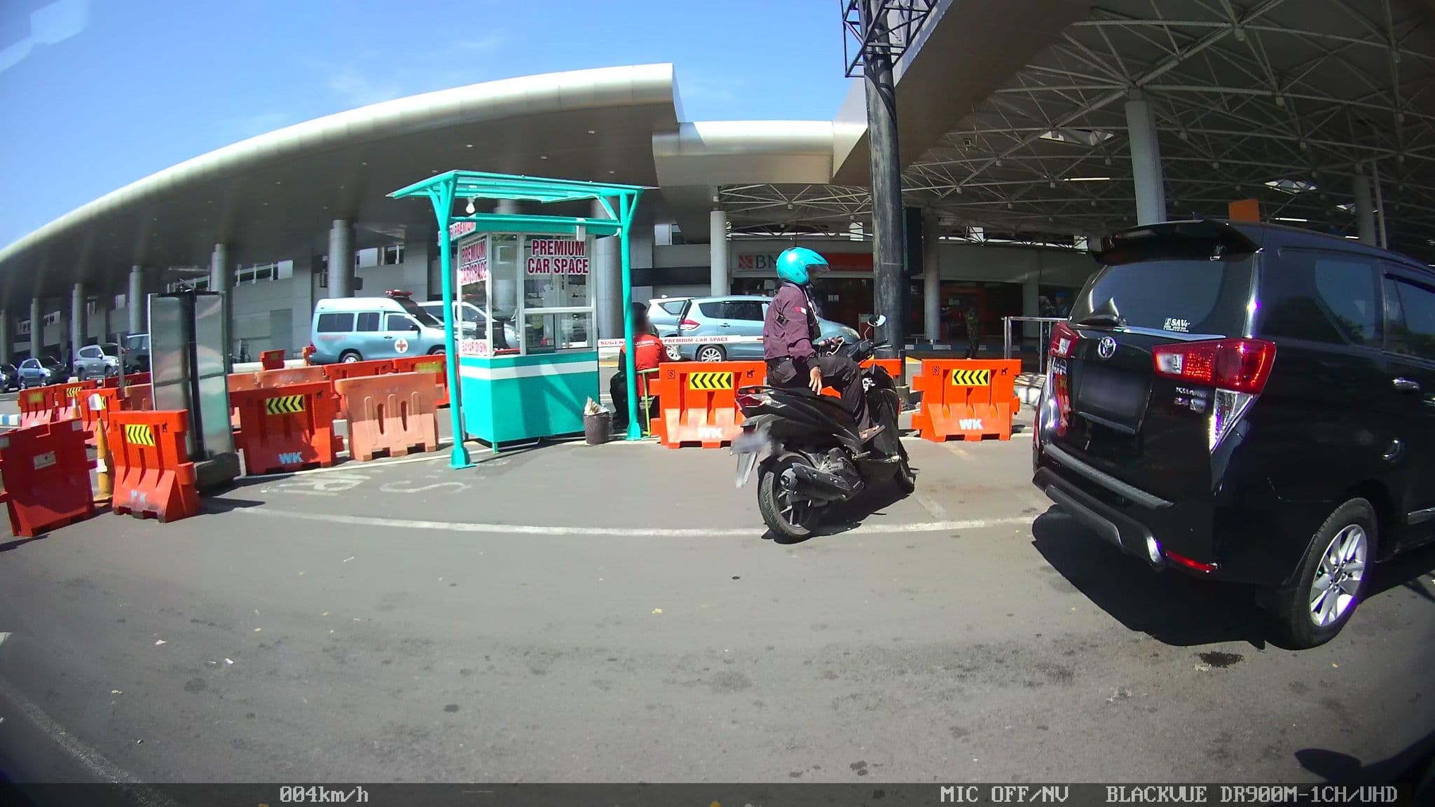 Street view near Losmen gembira, Gedangan — © kaart_2 (CC BY-SA · Mapillary)