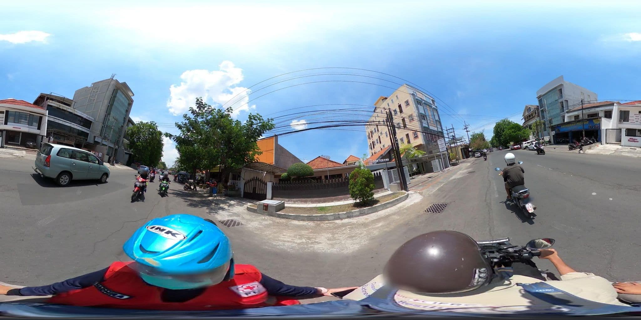 Street view near Family Guest House Barata Jaya 48, Surabaya — © danbjoseph (CC BY-SA · Mapillary)
