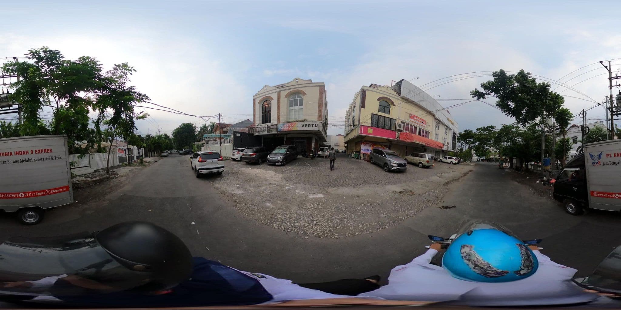 Street view near Puri kencana, Surabaya — © danbjoseph (CC BY-SA · Mapillary)