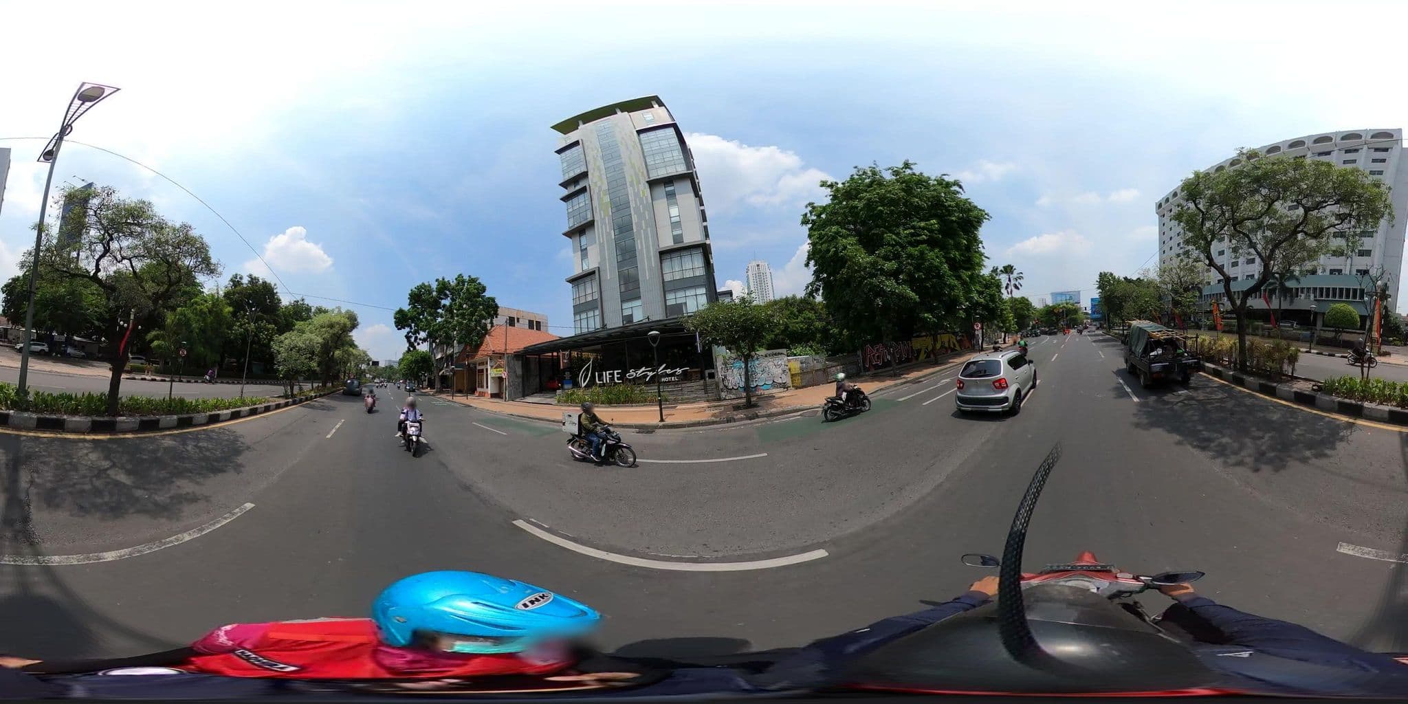 Street view near The Life Style Hotel, Surabaya — © danbjoseph (CC BY-SA · Mapillary)