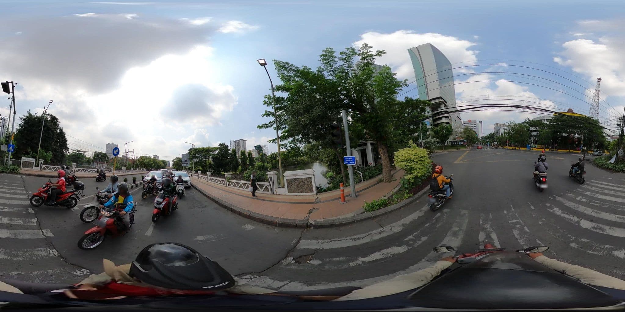 Street view near Felix inn, Surabaya — © danbjoseph (CC BY-SA · Mapillary)
