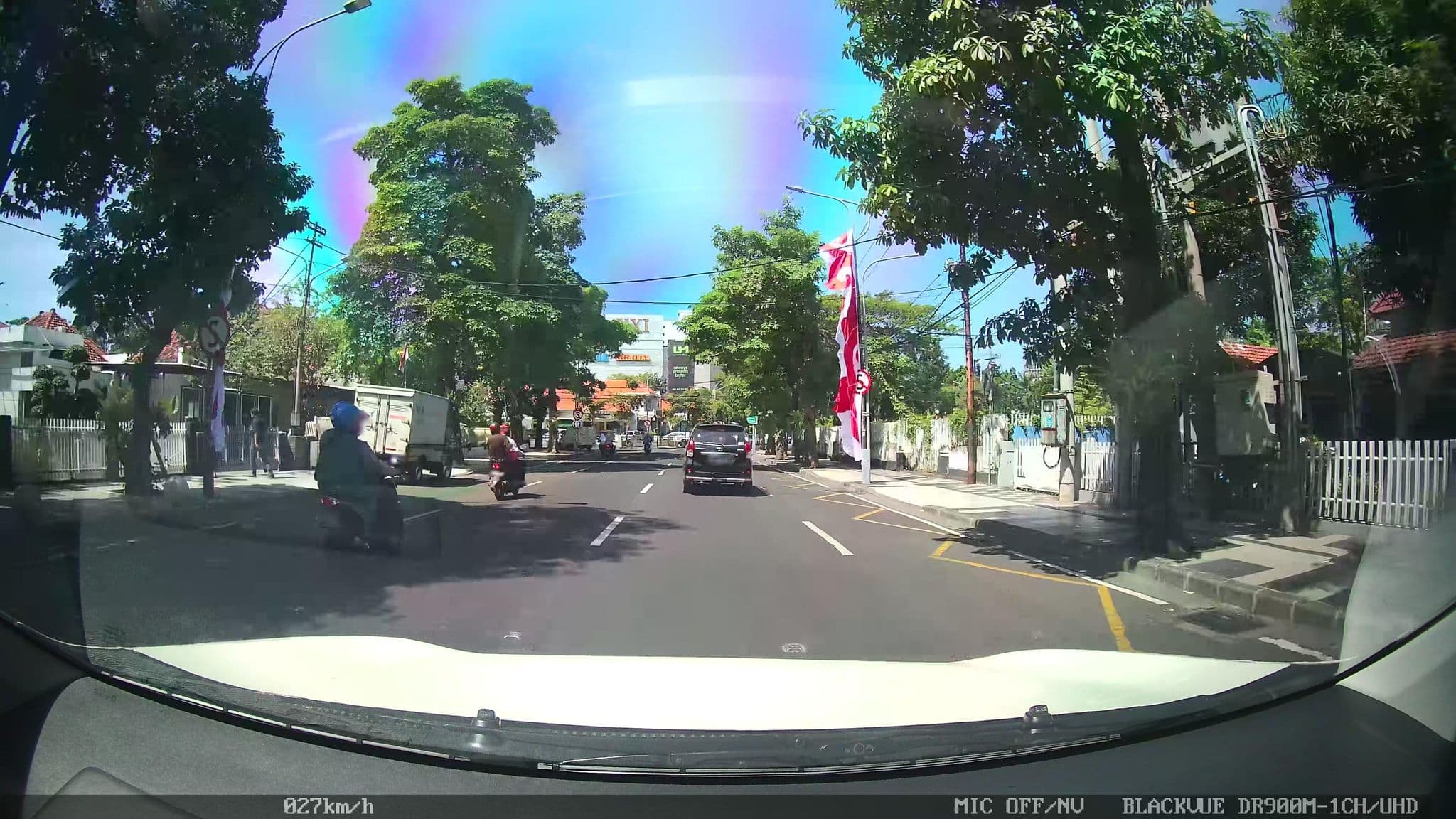 Street view near Hotel Veni Vidi Vici, Surabaya — © kaart_2 (CC BY-SA · Mapillary)