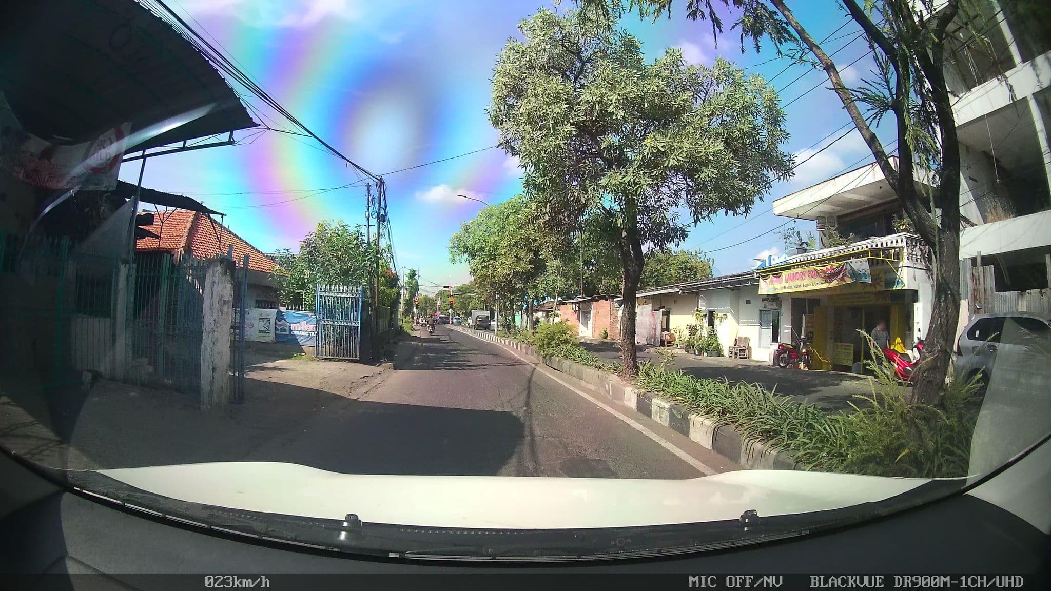 Street view near Istana Permata Dinoyo, Surabaya — © kaart_2 (CC BY-SA · Mapillary)