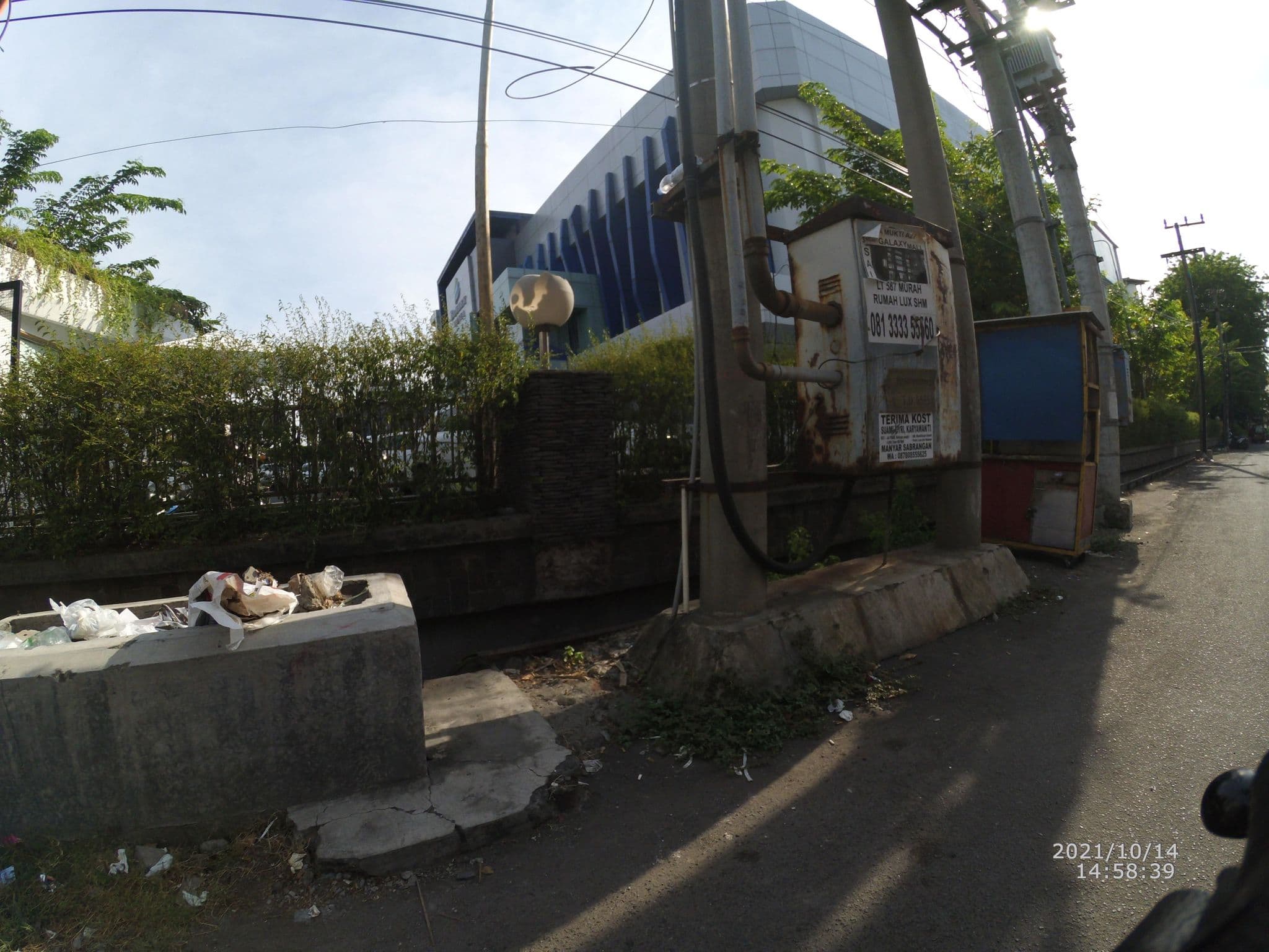 Street view near Aston Inn Tuban, Surabaya — © maphunter_id (CC BY-SA · Mapillary)