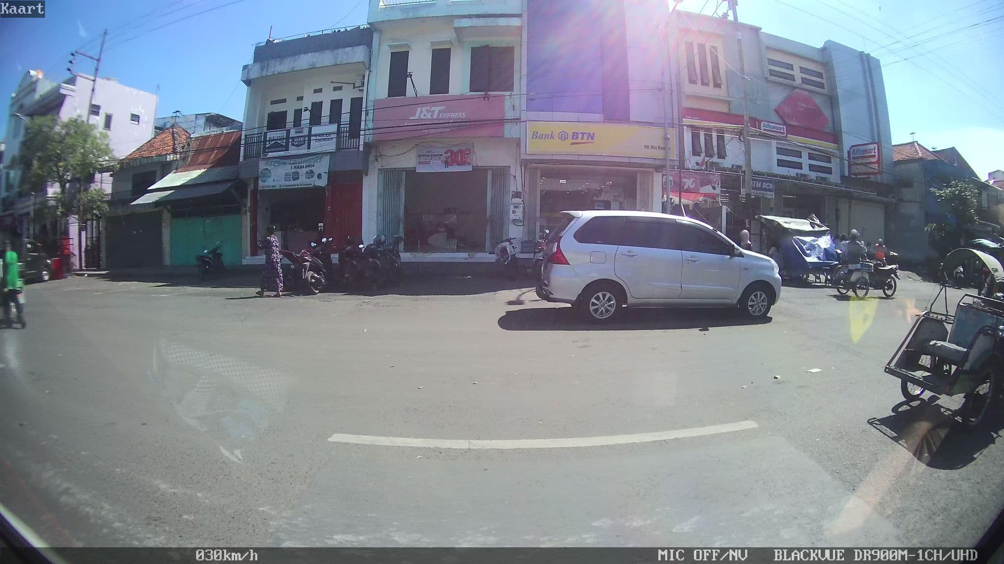 Street view near Grand Kalimas Hotel, Surabaya — © kaart_2 (CC BY-SA · Mapillary)
