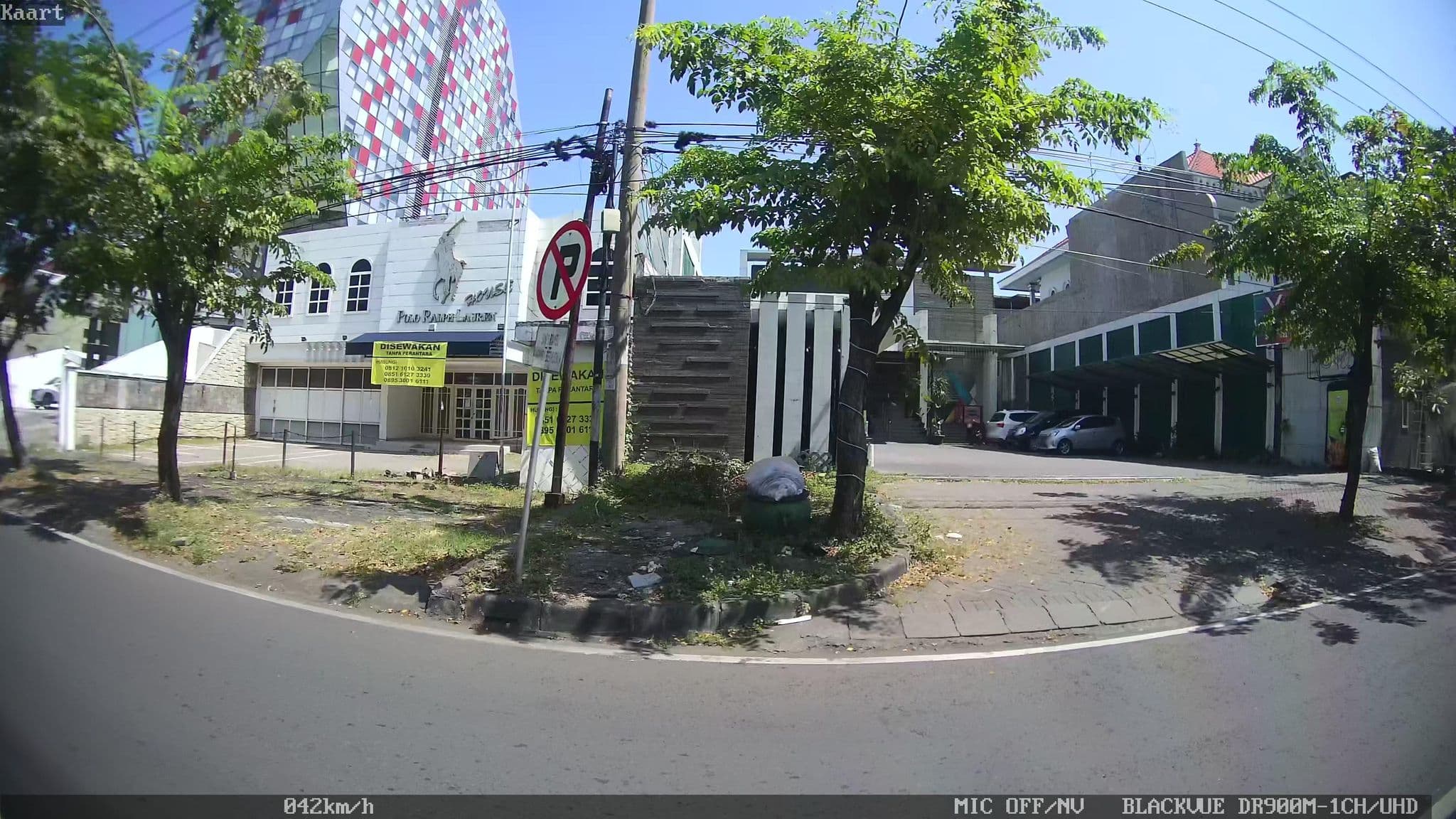 Street view near The Alimar Premiere Surabaya, Surabaya — © kaart_2 (CC BY-SA · Mapillary)