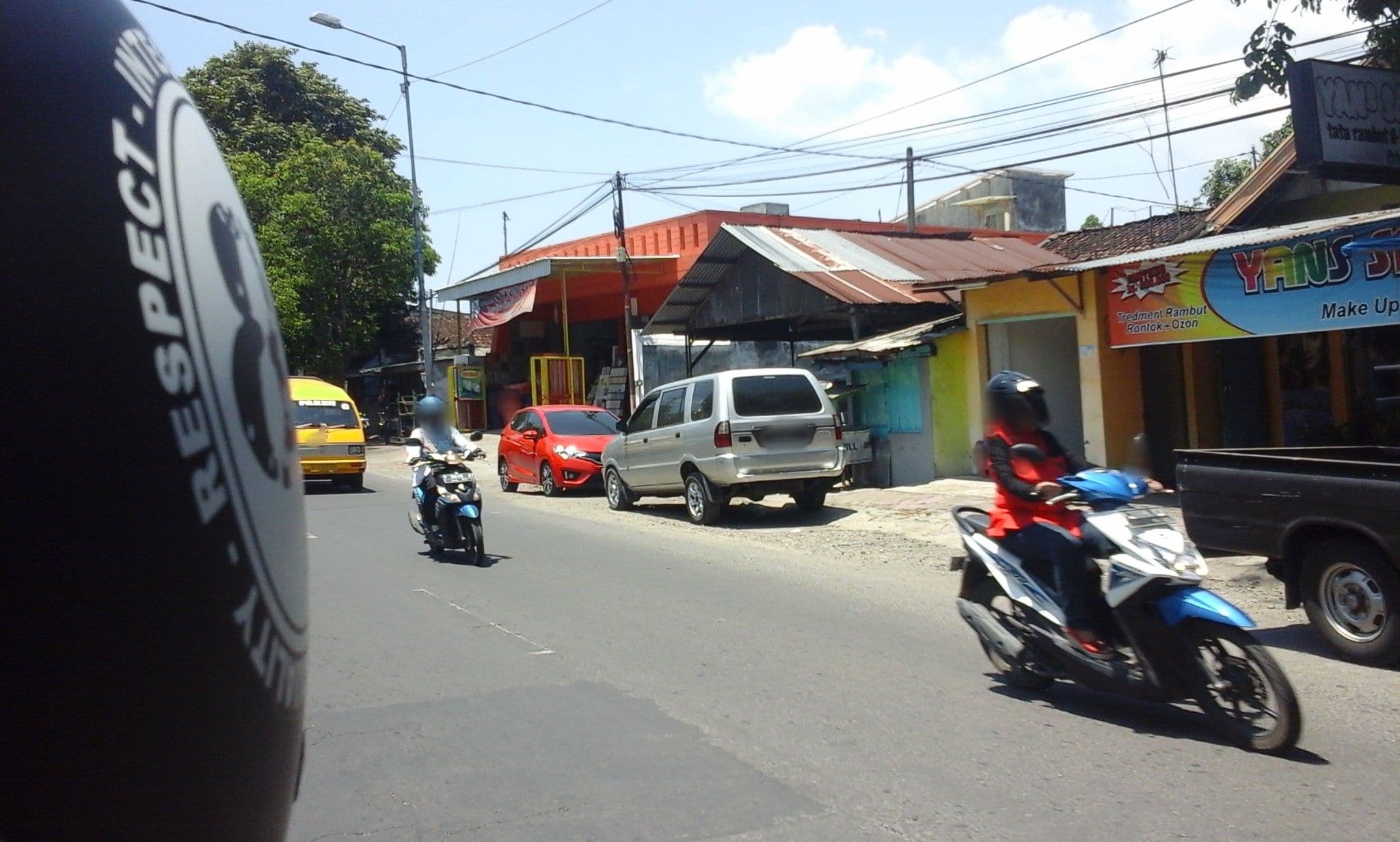 Street view near Hotel Kemayoran-Jember, Jember — © arizalkawamuna (CC BY-SA · Mapillary)
