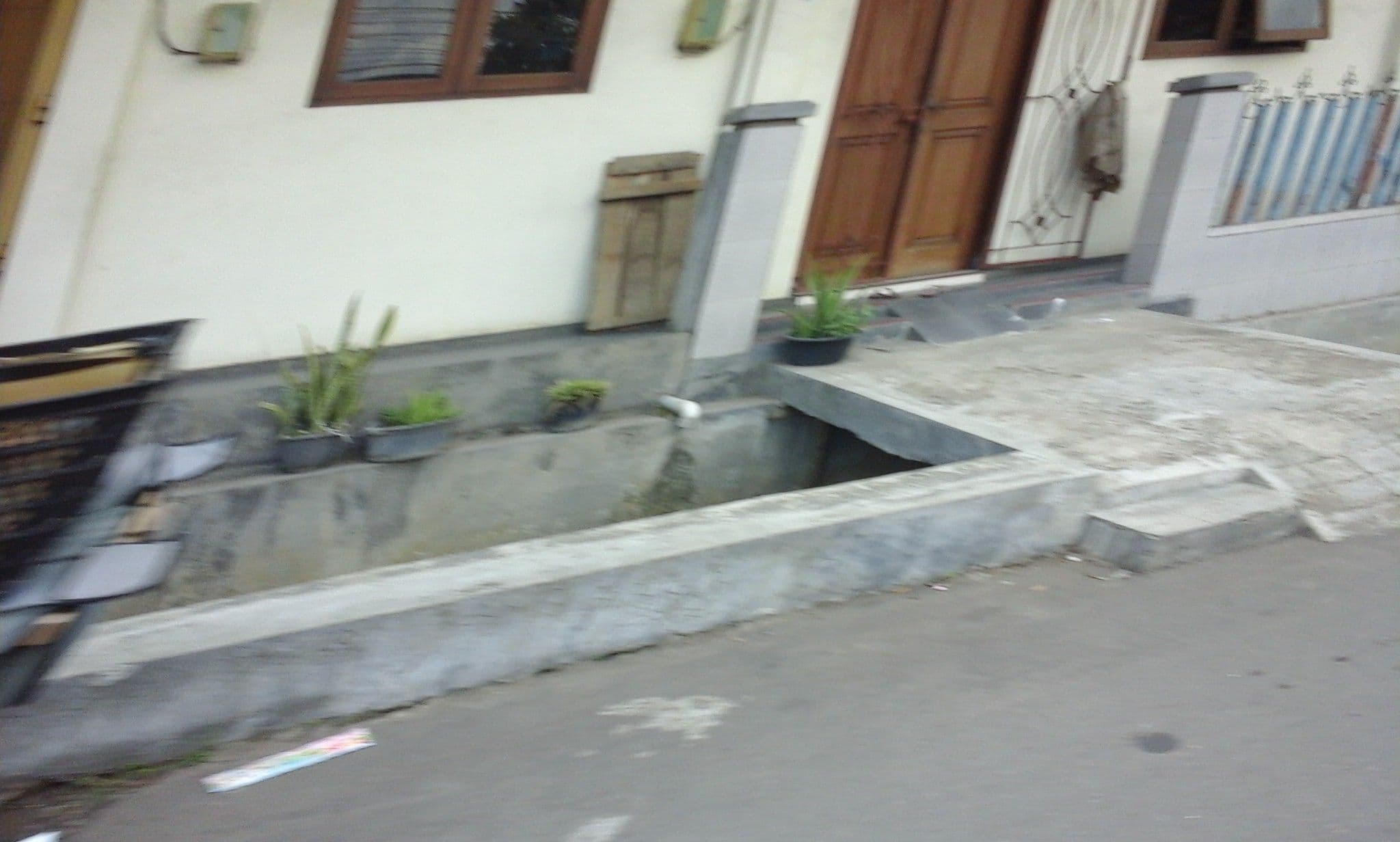 Street view near Oren JJ'e Hotel, Jember — © arizalkawamuna (CC BY-SA · Mapillary)