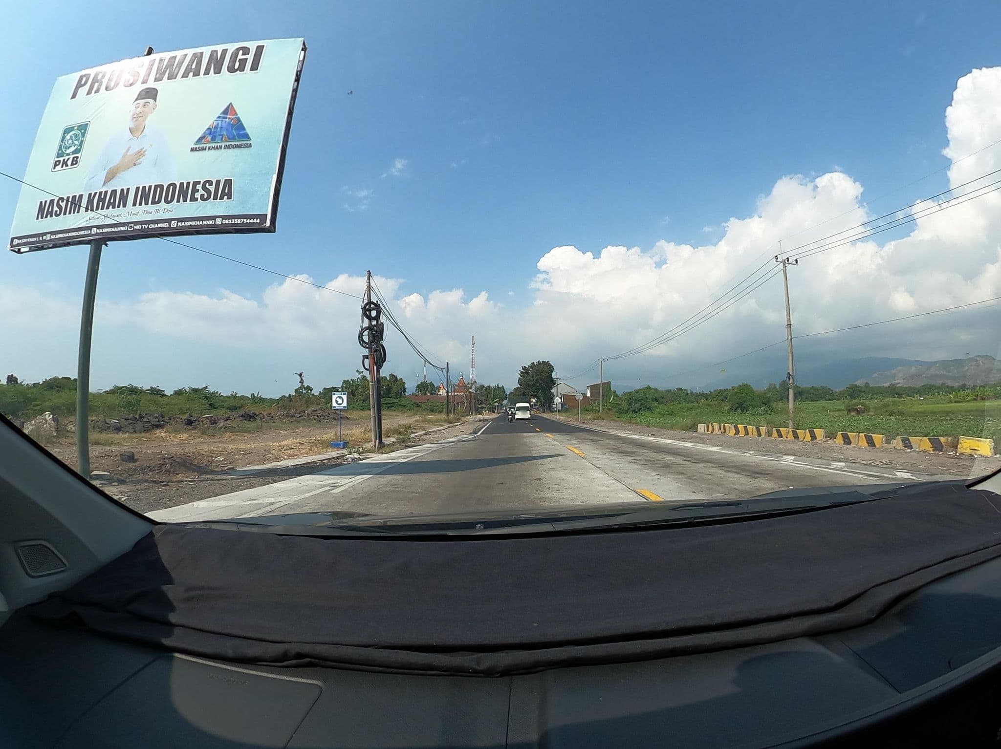 Street view near Hotel Sido Muncul 1 Situbondo, Besuki — © Kaart_Local (CC BY-SA · Mapillary)