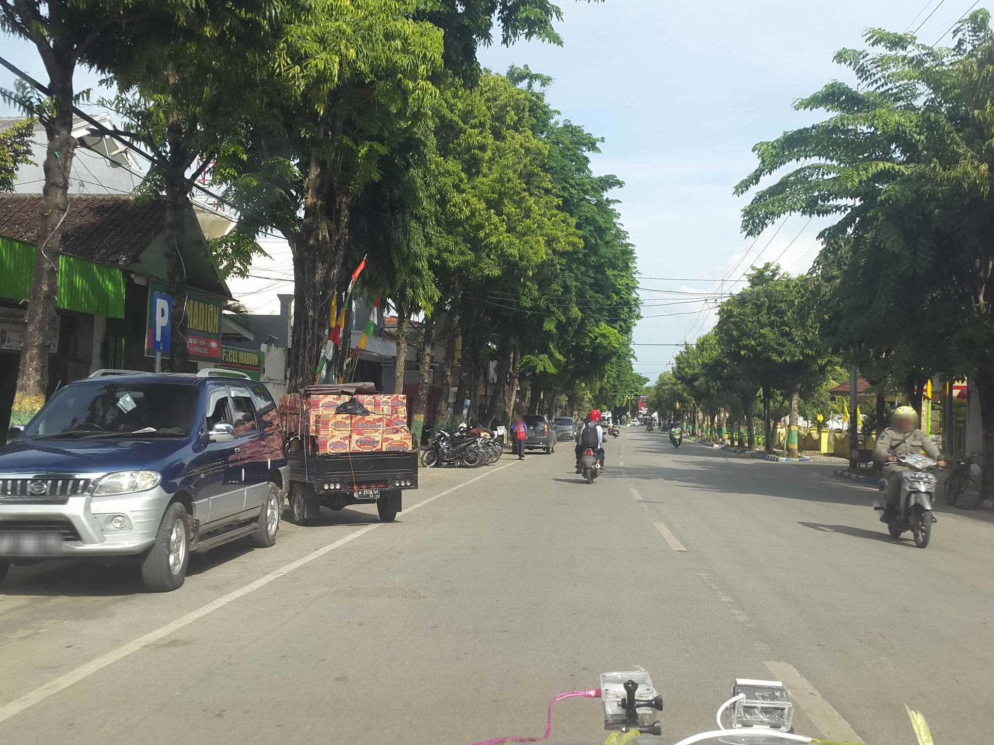 Street view near De Baghraf Hotel Sumenep, Sumenep — © roadroid (CC BY-SA · Mapillary)