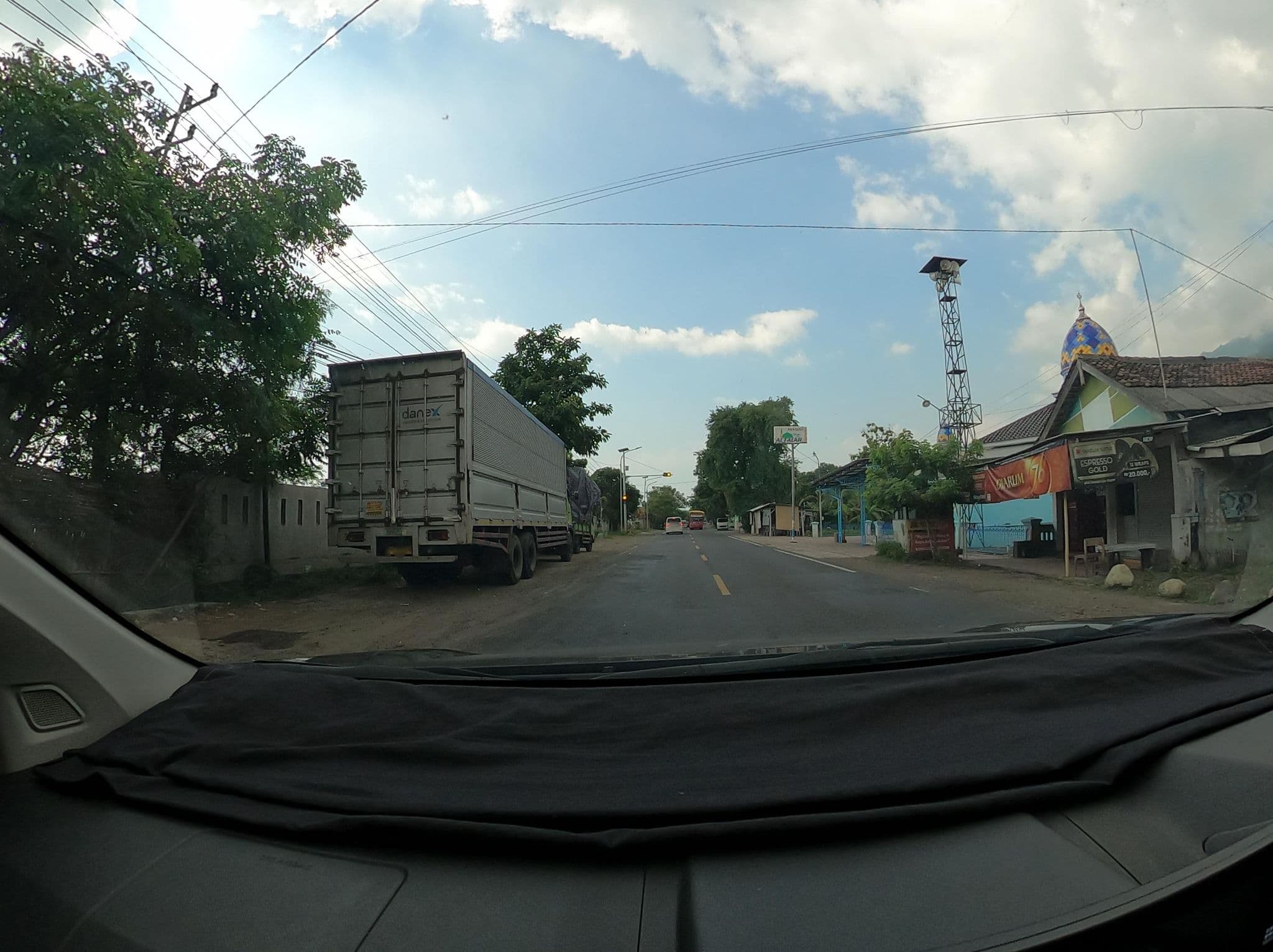 Street view near Wisma Bayangkara, Balung — © Kaart_Local (CC BY-SA · Mapillary)